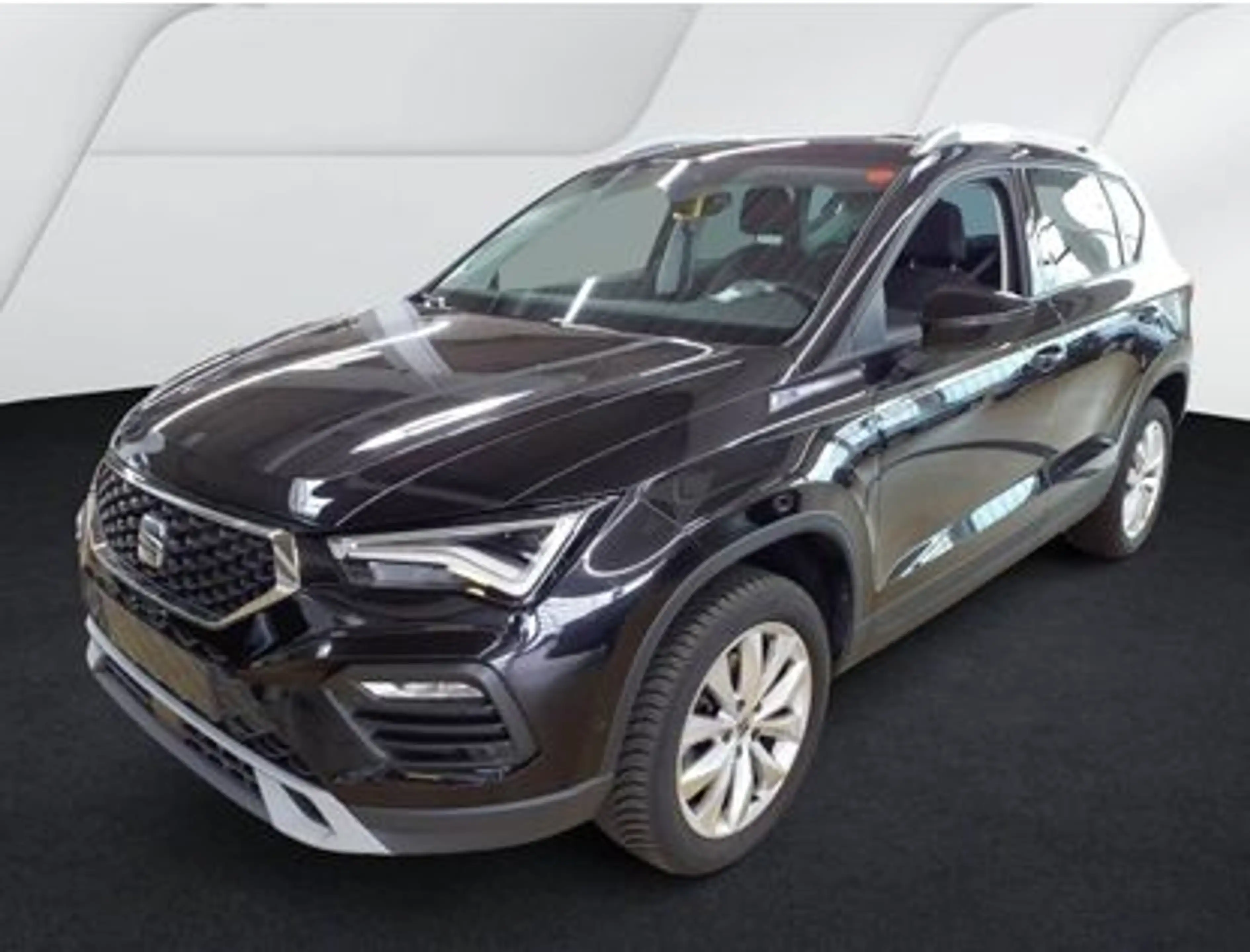 SEAT Ateca Style *AHK*NAVI*LED*KAMERA*KEYLESS*SHZ* — photo 2