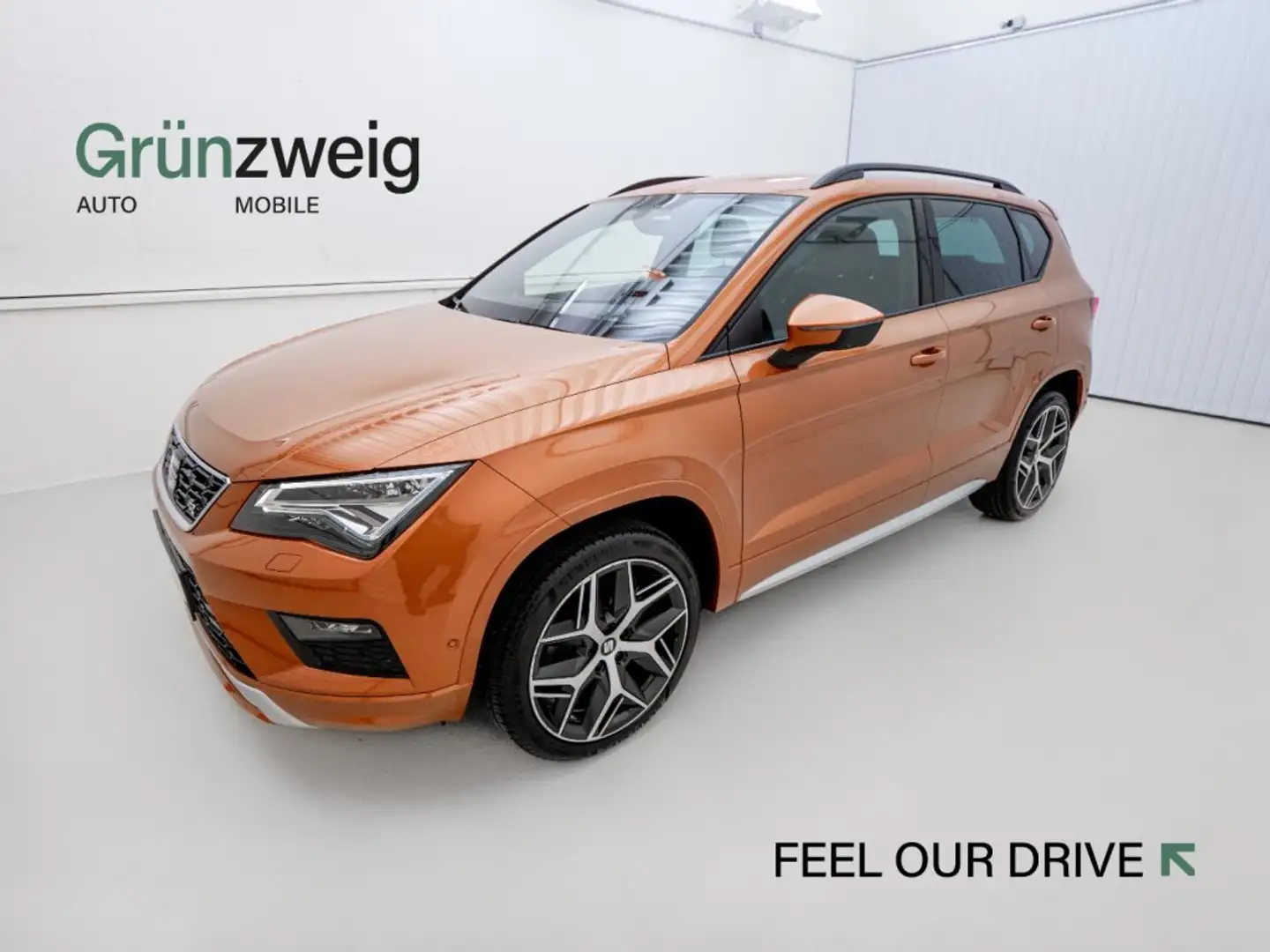 SEAT Ateca 1,5 FR TSI Orange - 1