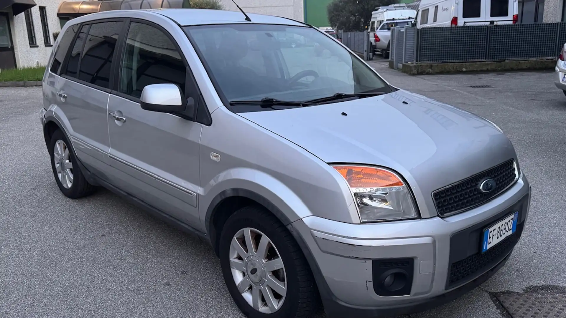 Ford Fusion Fusion II 2011 1.4 16v Uav c/esp Gpl E5 Grigio - 2