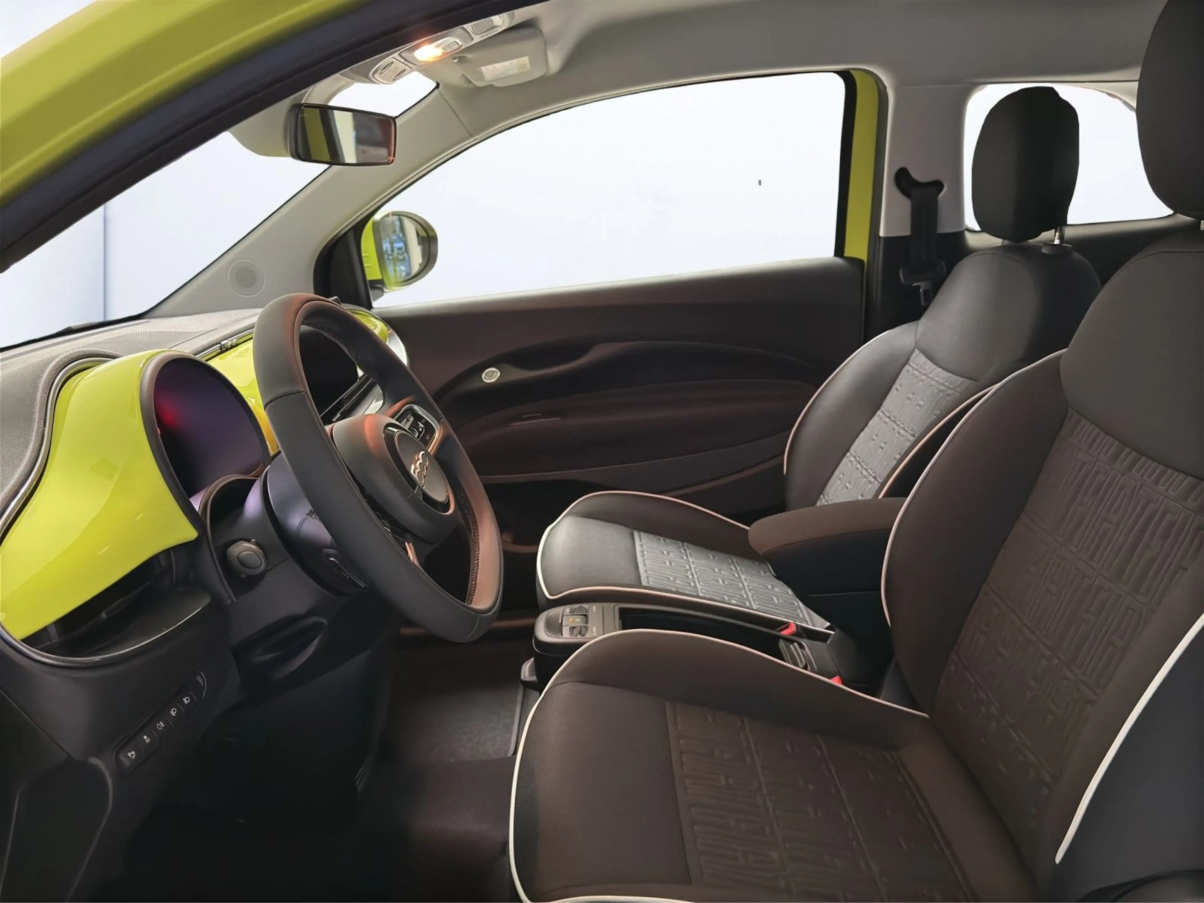 Fiat 500e *NAVI*SHZ*PDC*CARPLAY*KLIMAAUTOMATIK* — photo 8