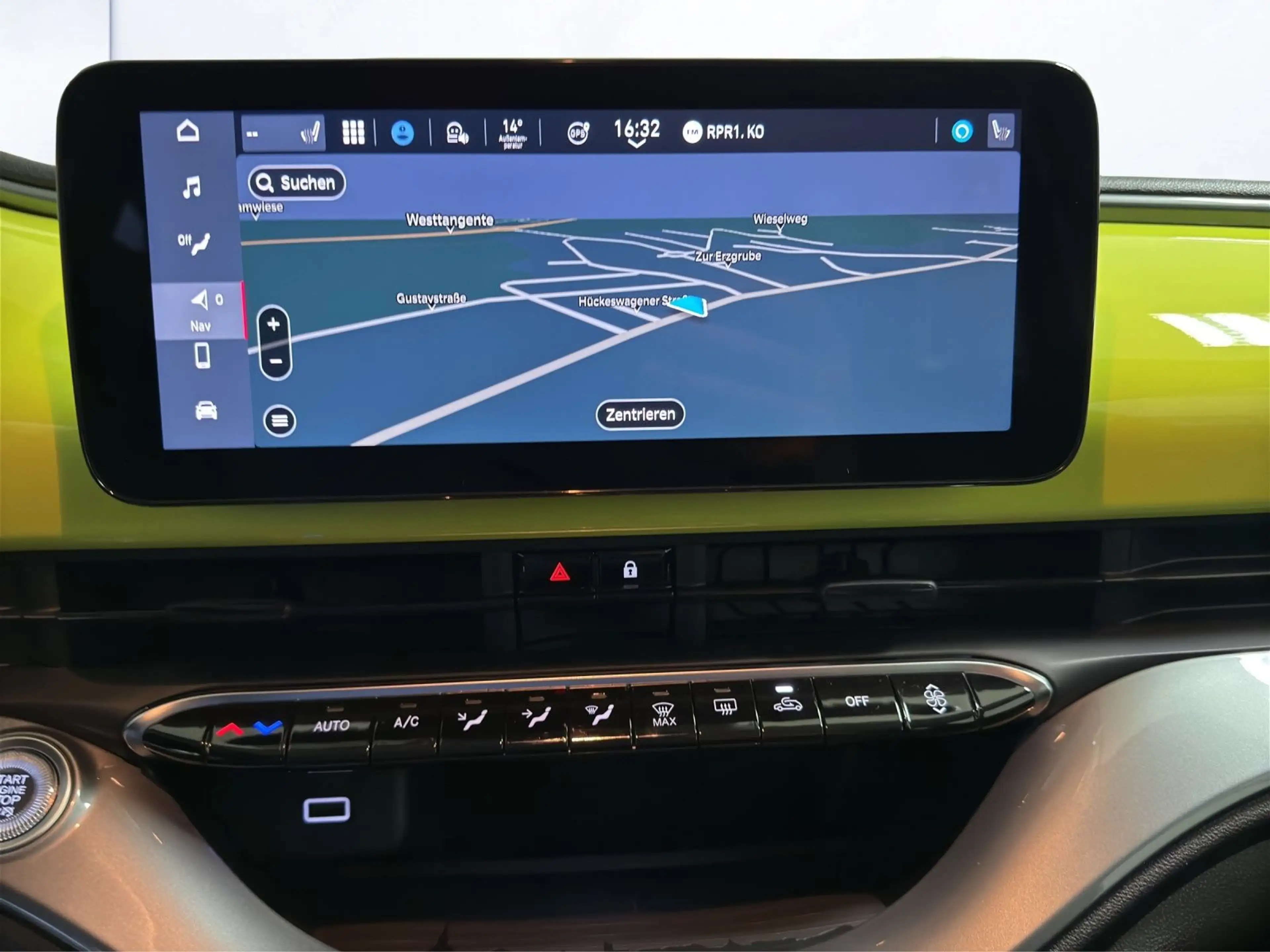 Fiat 500e *NAVI*SHZ*PDC*CARPLAY*KLIMAAUTOMATIK* — photo 12