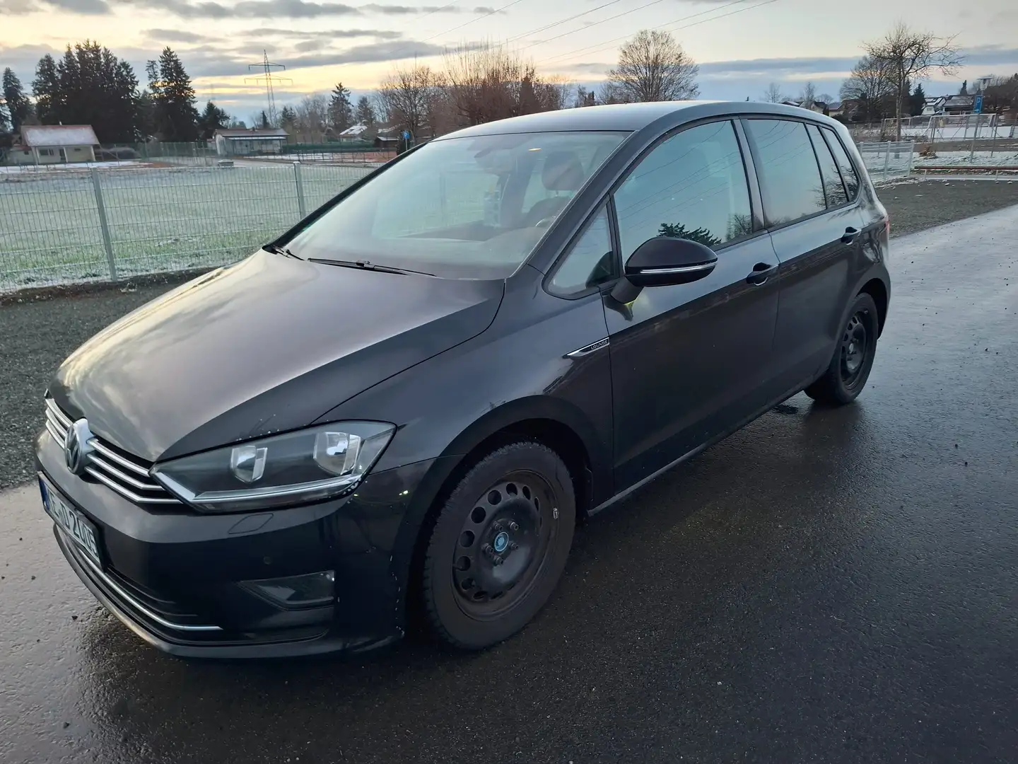 Volkswagen Golf Sportsvan 1,4 TSI Lounge BMT, AHK, 8 fach ber, Sitzheiz. Noir - 2