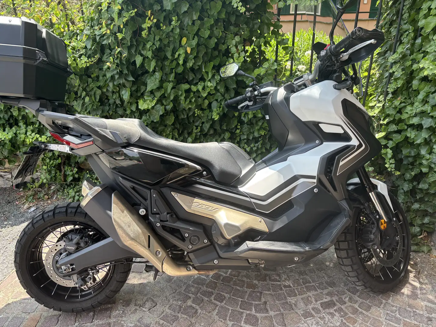 Honda X-ADV 750 - 1