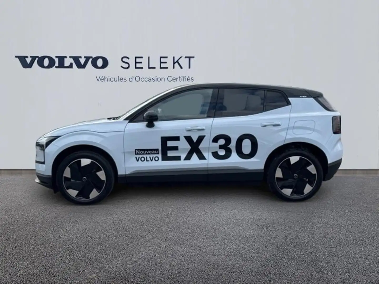Volvo EX30 Single Extended Range 272ch Plus - 2