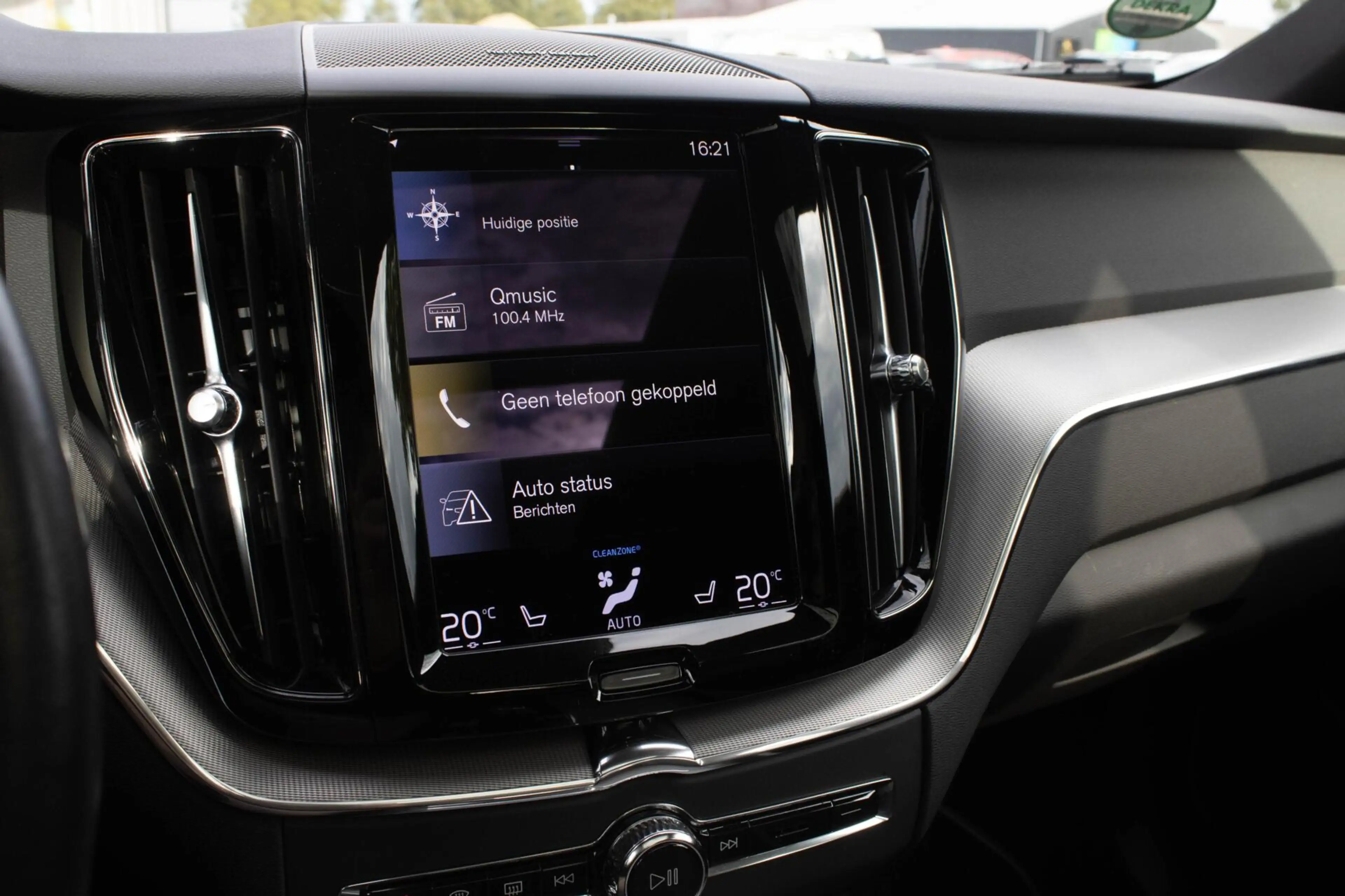 Volvo XC60 2.0 PHEV T6 AWD R-Design|360 Camera|Stuur+Stoelver — photo 34
