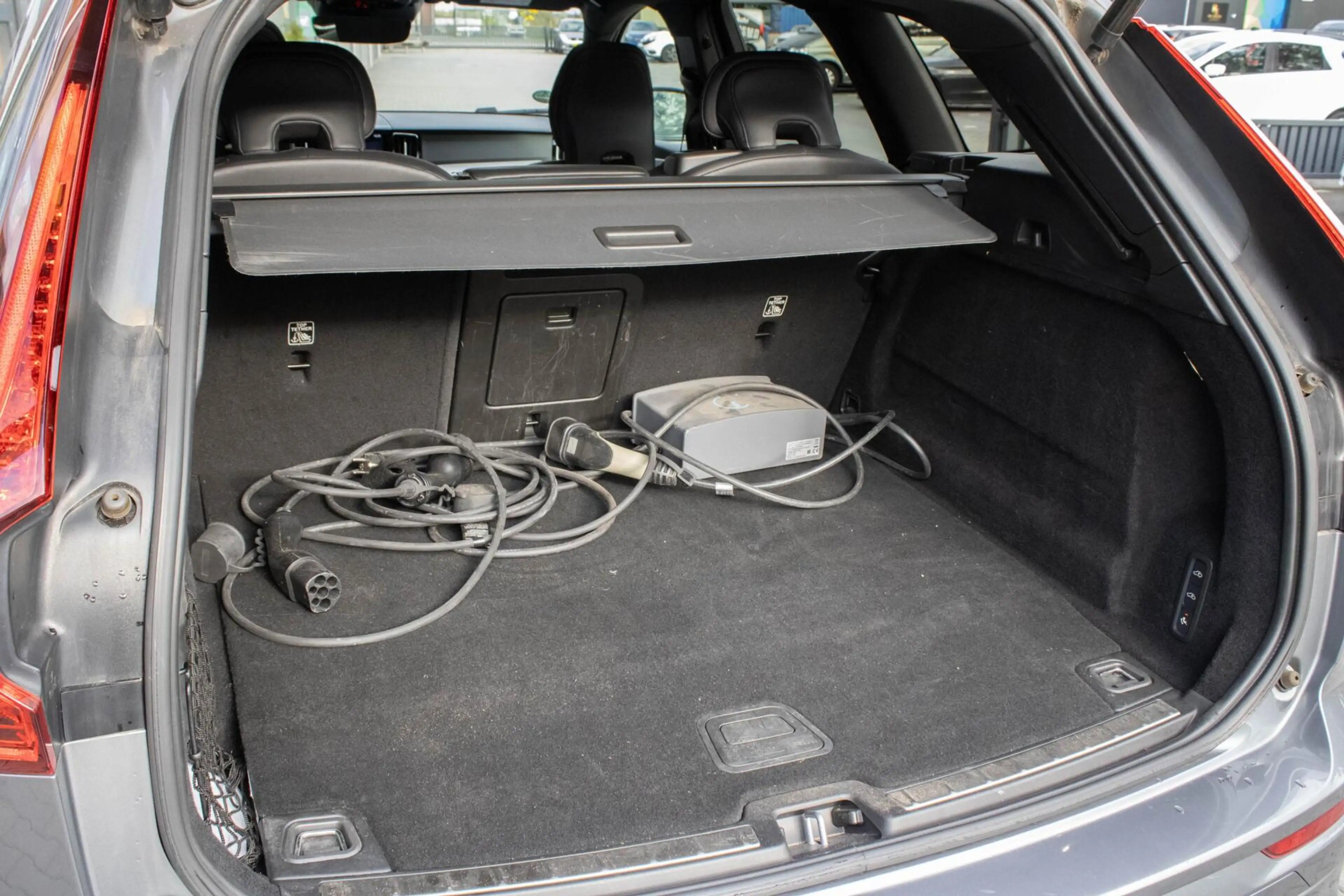 Volvo XC60 2.0 PHEV T6 AWD R-Design|360 Camera|Stuur+Stoelver — photo 47