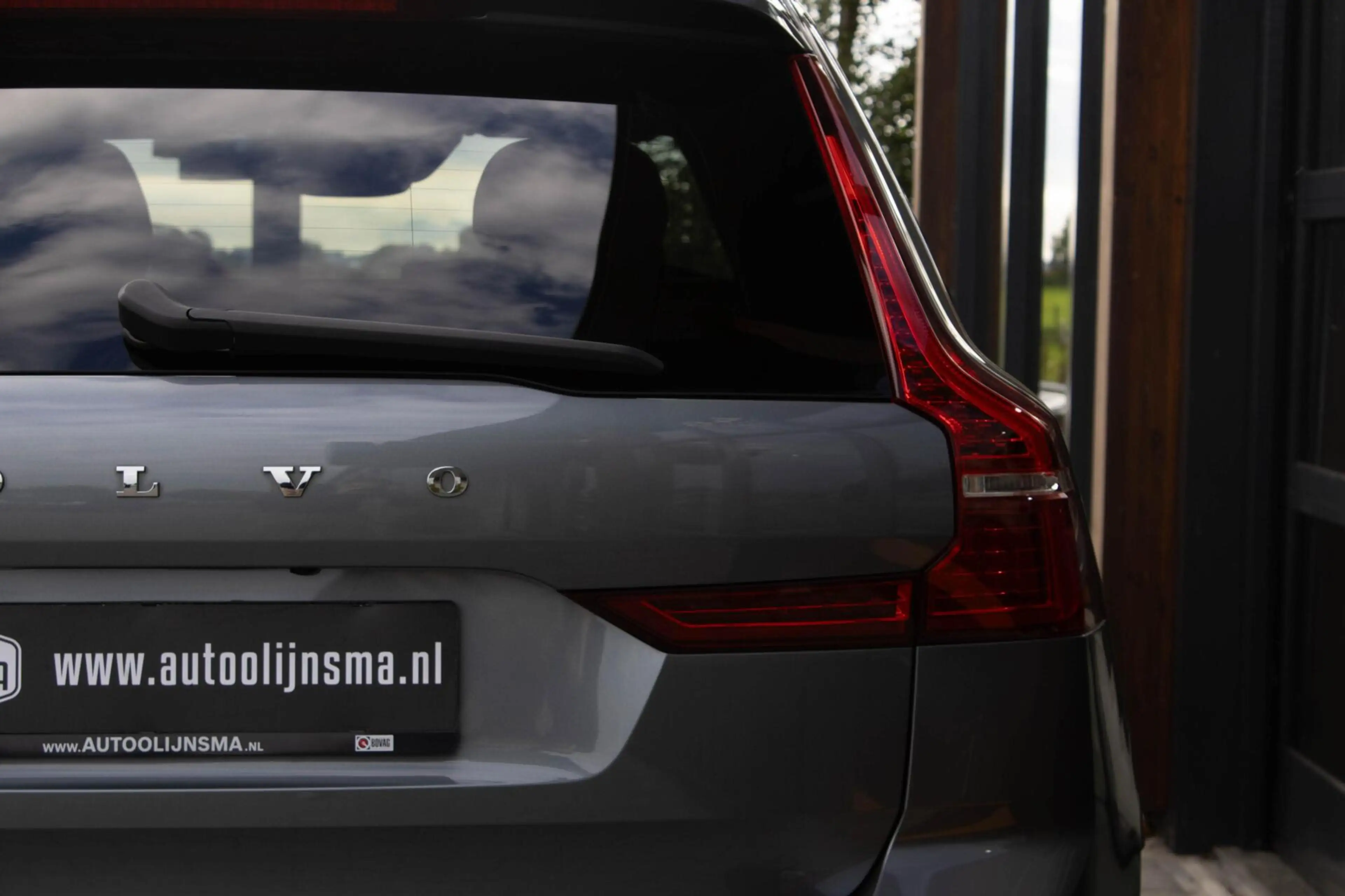 Volvo XC60 2.0 PHEV T6 AWD R-Design|360 Camera|Stuur+Stoelver — photo 13