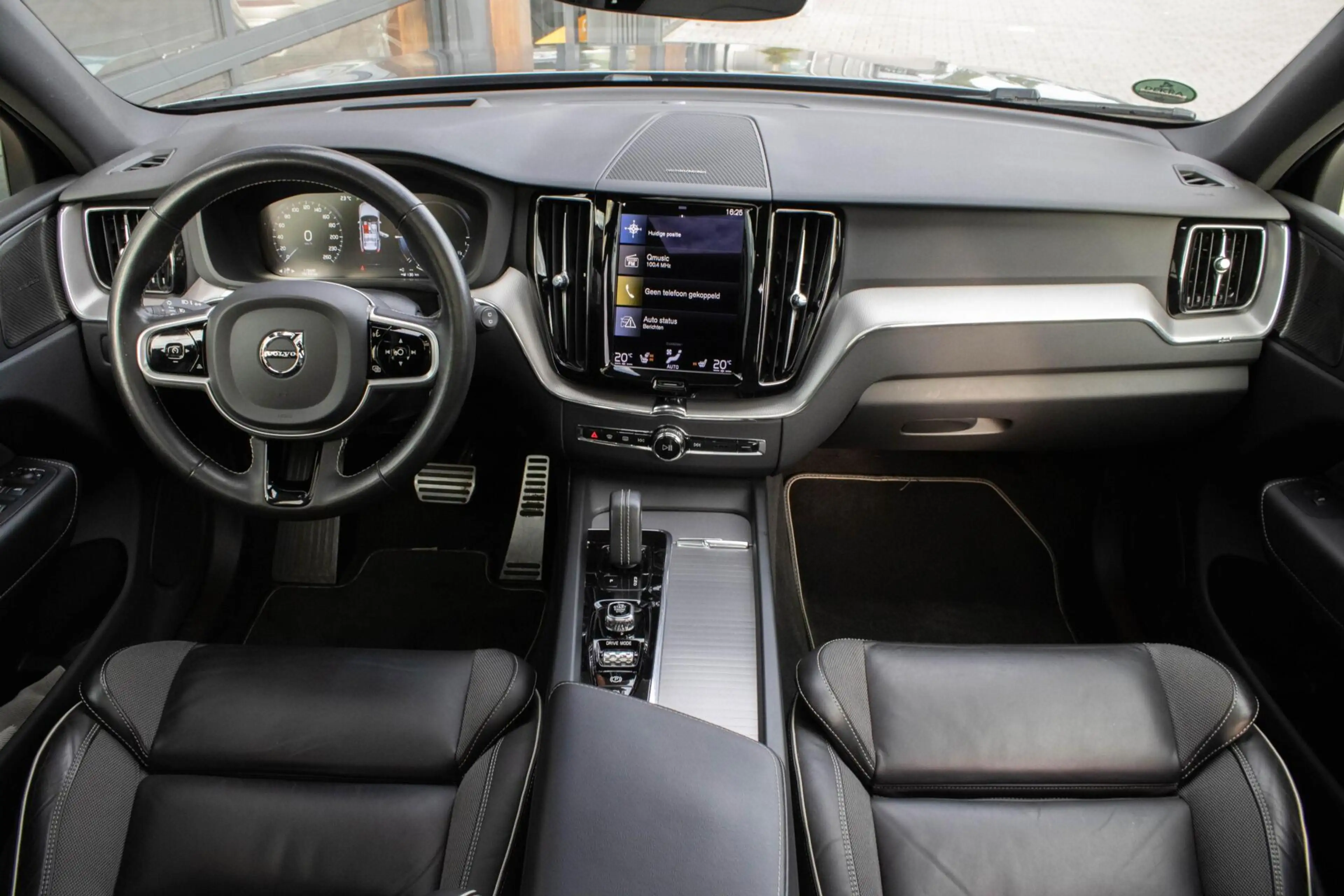 Volvo XC60 2.0 PHEV T6 AWD R-Design|360 Camera|Stuur+Stoelver — photo 24