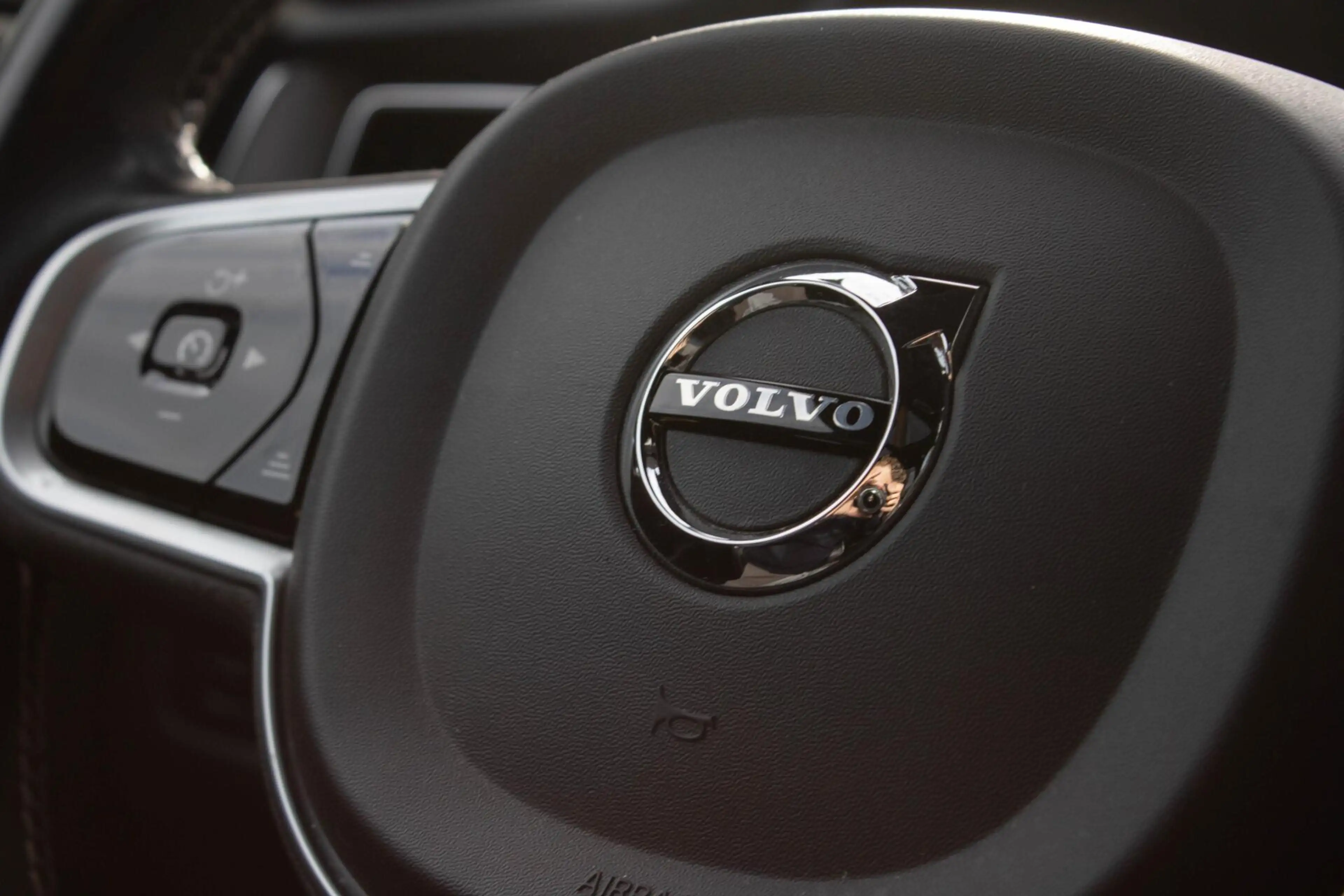 Volvo XC60 2.0 PHEV T6 AWD R-Design|360 Camera|Stuur+Stoelver — photo 26