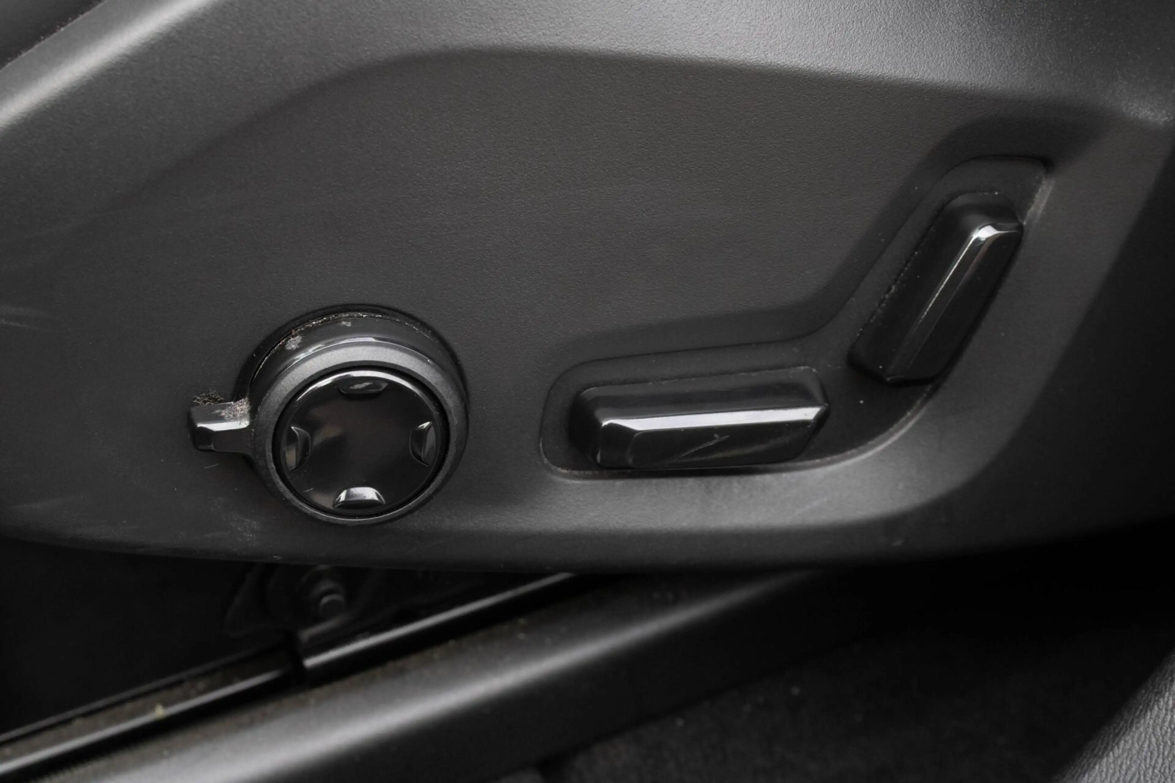 Volvo XC60 2.0 PHEV T6 AWD R-Design|360 Camera|Stuur+Stoelver — photo 19