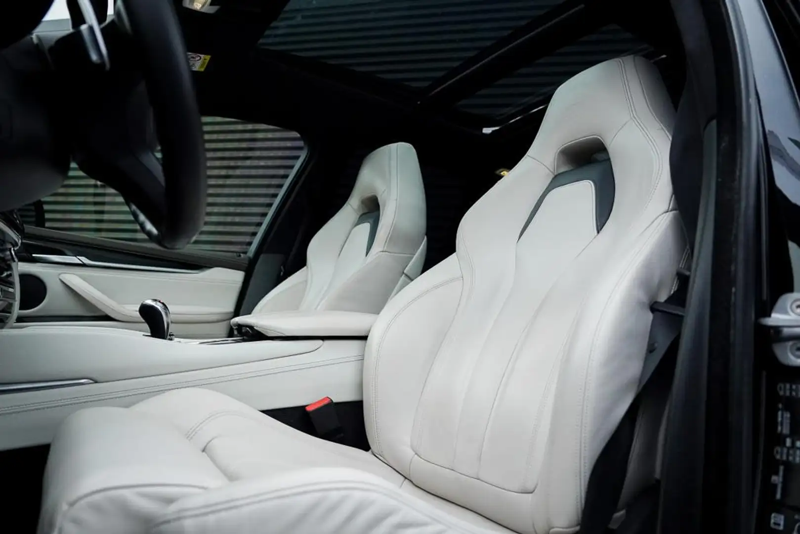 BMW X5 M / Pano / Harman&Kardon / HUD / Alcantara Negro - 2