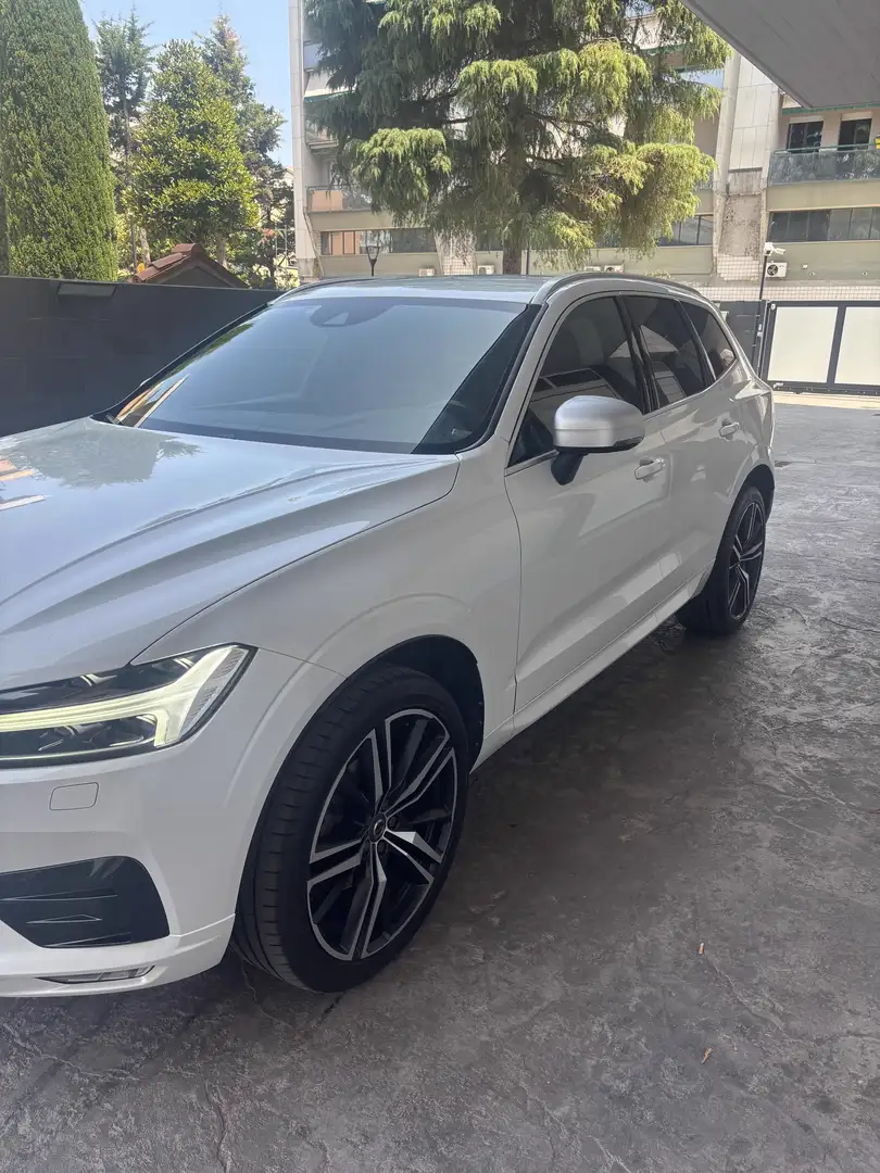 Volvo XC60 XC60 2.0 d4 R-design awd geartronic Bianco - 2