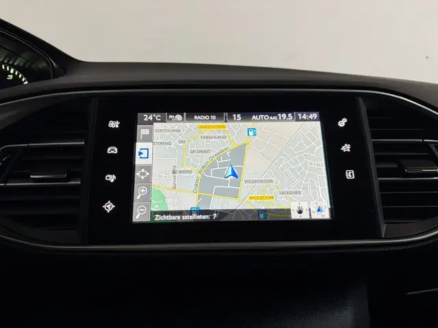 Peugeot 308 SW view 13