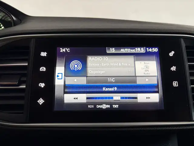 Peugeot 308 view 18