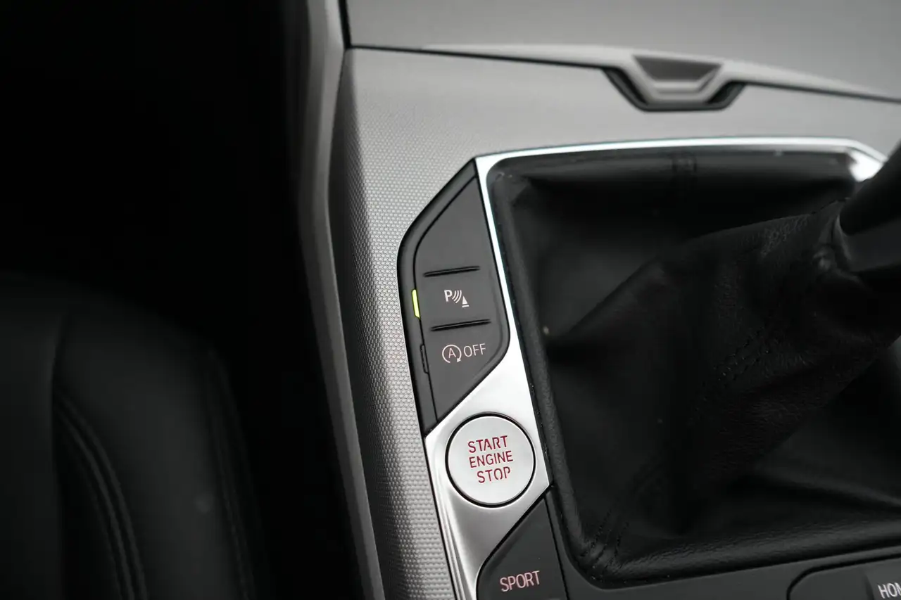 BMW 3 Series Mazda3 318d Business LEDER/CUIR LED GPS PDC Keyles, миниатюра 30