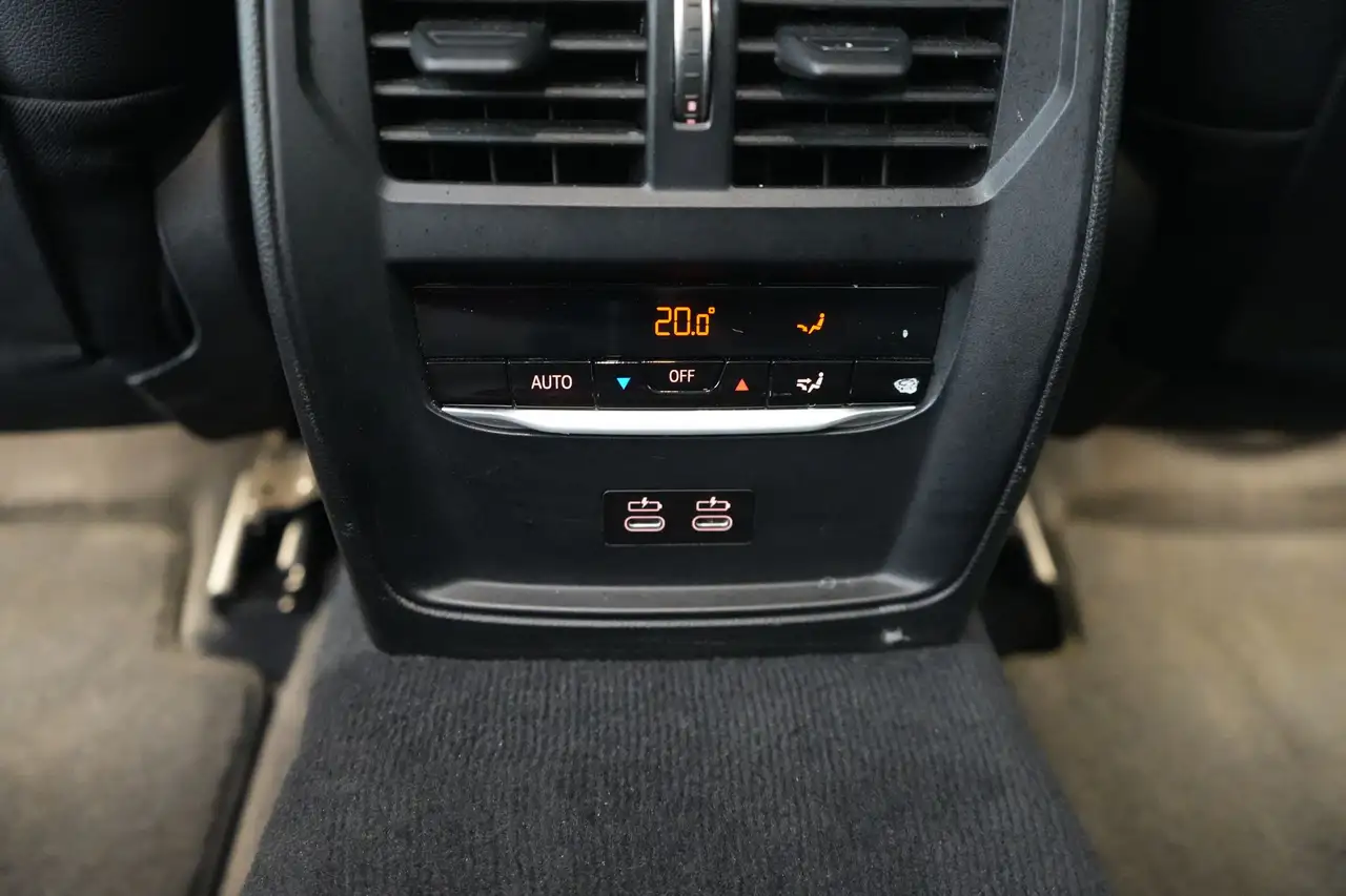 BMW 3 Series Mazda3 318d Business LEDER/CUIR LED GPS PDC Keyles, миниатюра 26