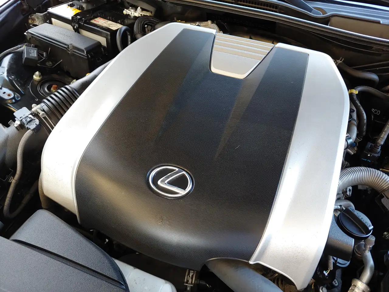 Lexus IS photo Lexus IS