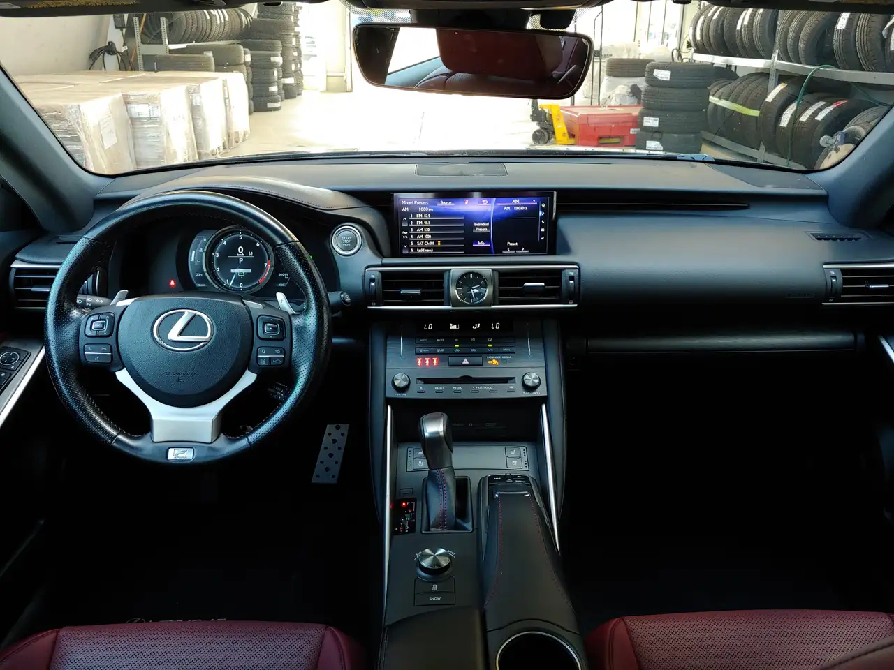 Lexus IS photo Lexus IS