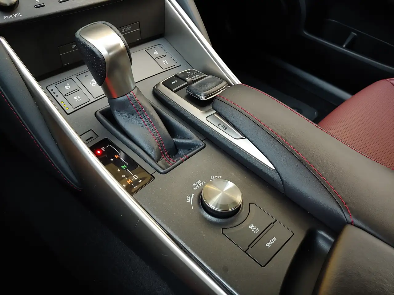 Lexus IS photo Lexus IS