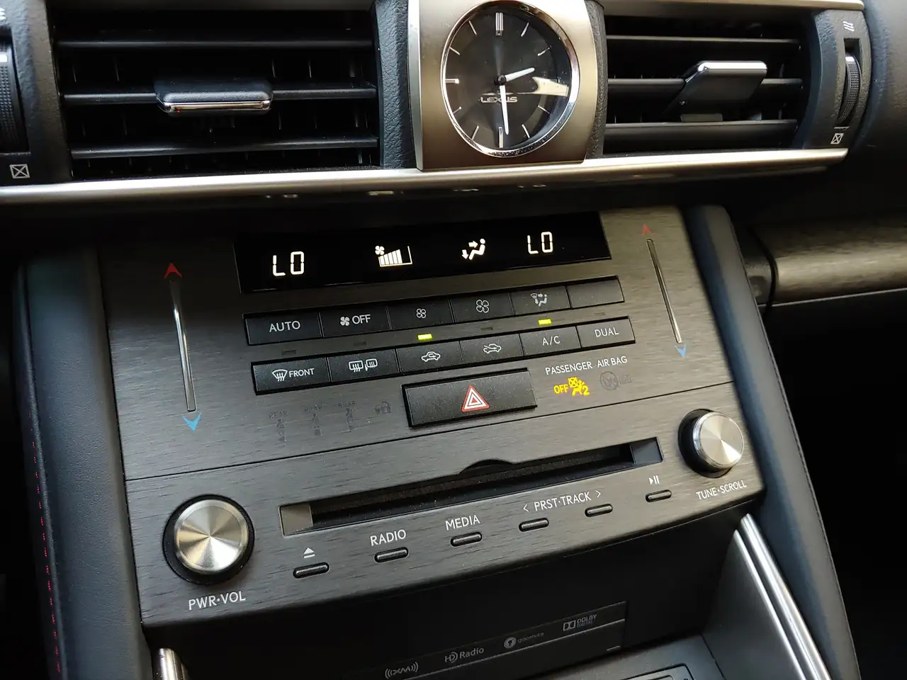 Lexus IS photo Lexus IS