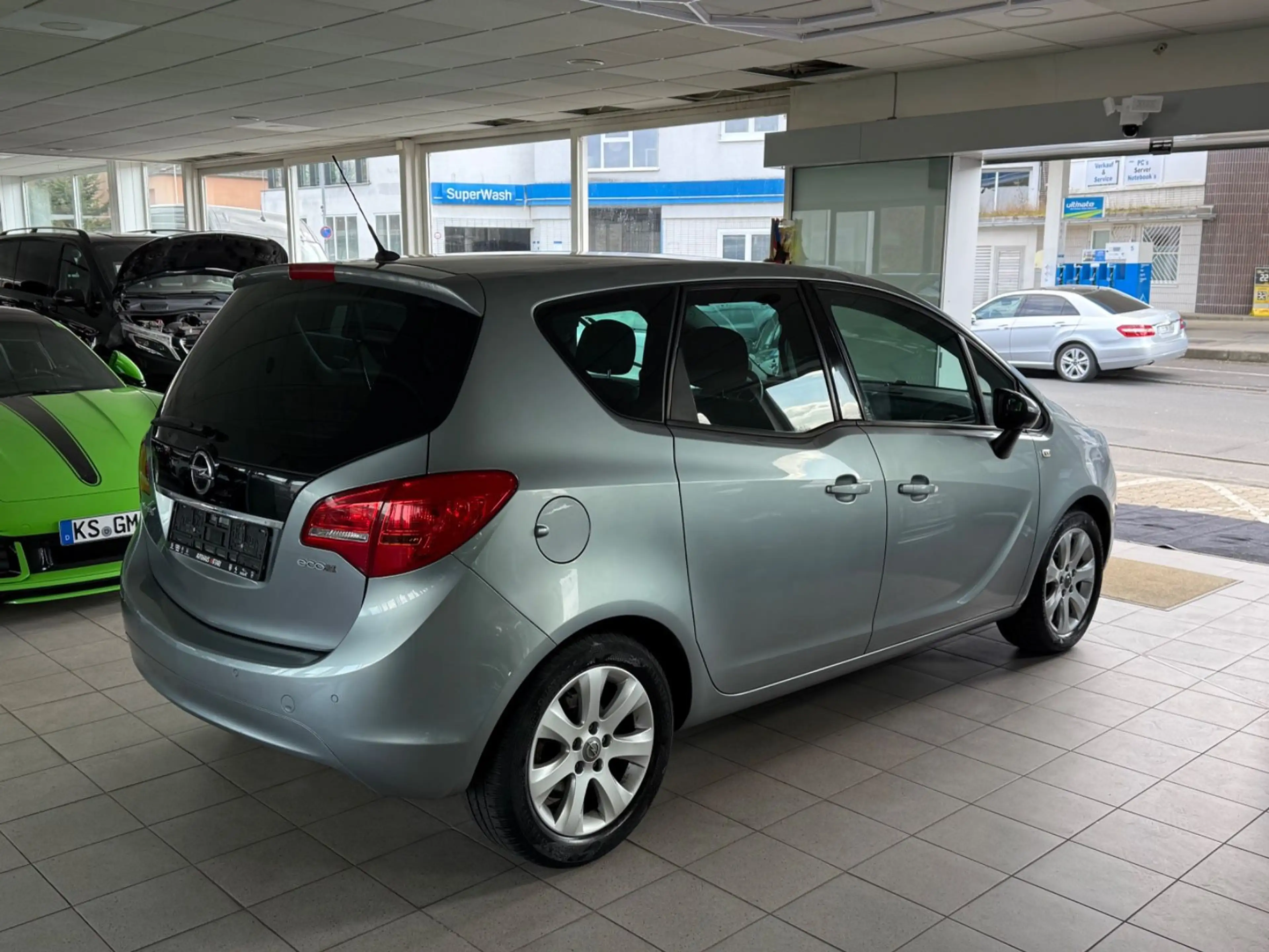 Opel Meriva B 1.4 Design Edition PDC SHZ Klima Tempom — photo 4