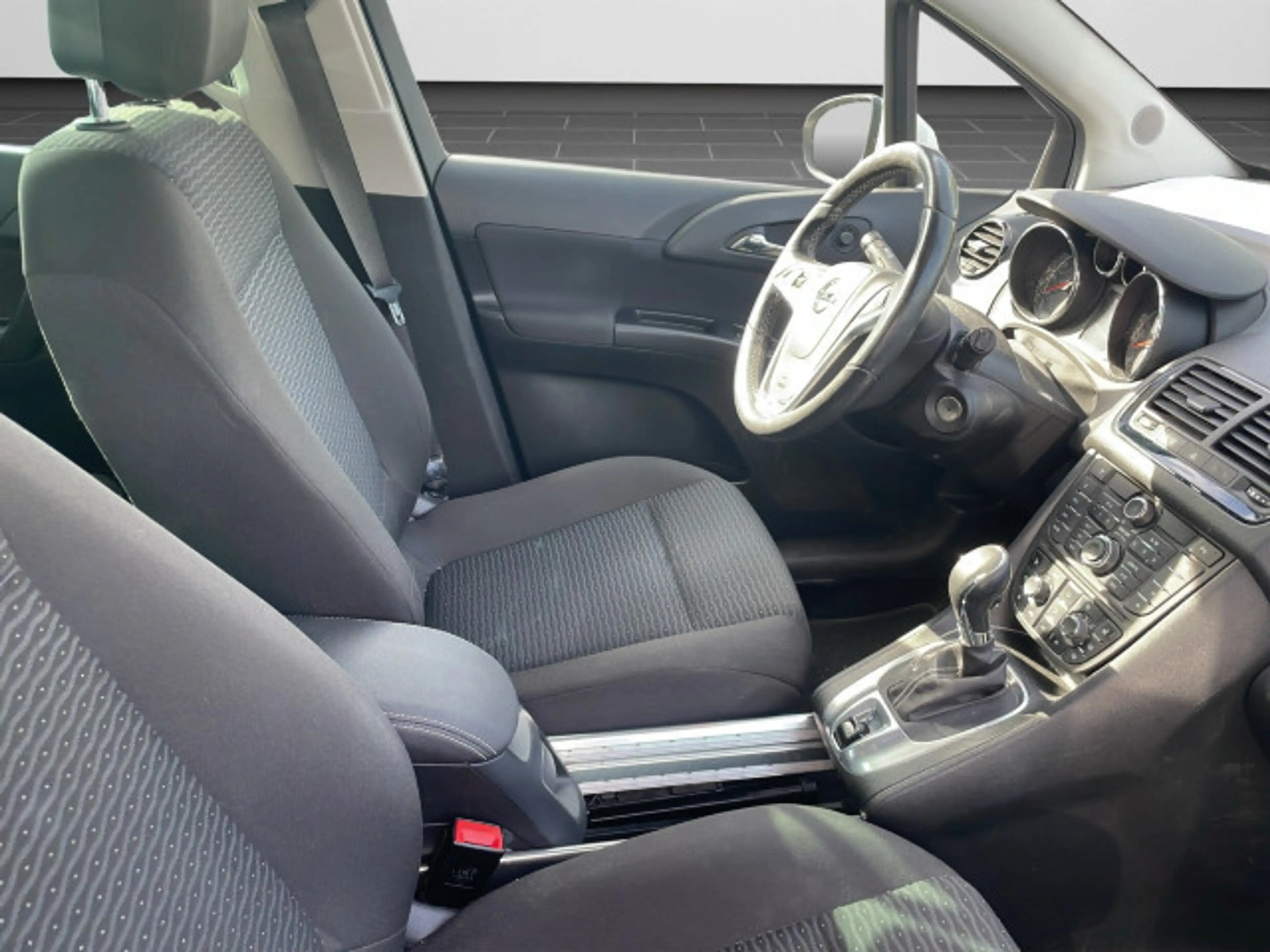 Opel Meriva Active 1.4 AUTOMATIK*AMBIENTE-LICHT*2xEINPARKHILFE*ALLWETTER*SHZ*MFK*1-HAND*TOP ZUSTAND*** — photo 5