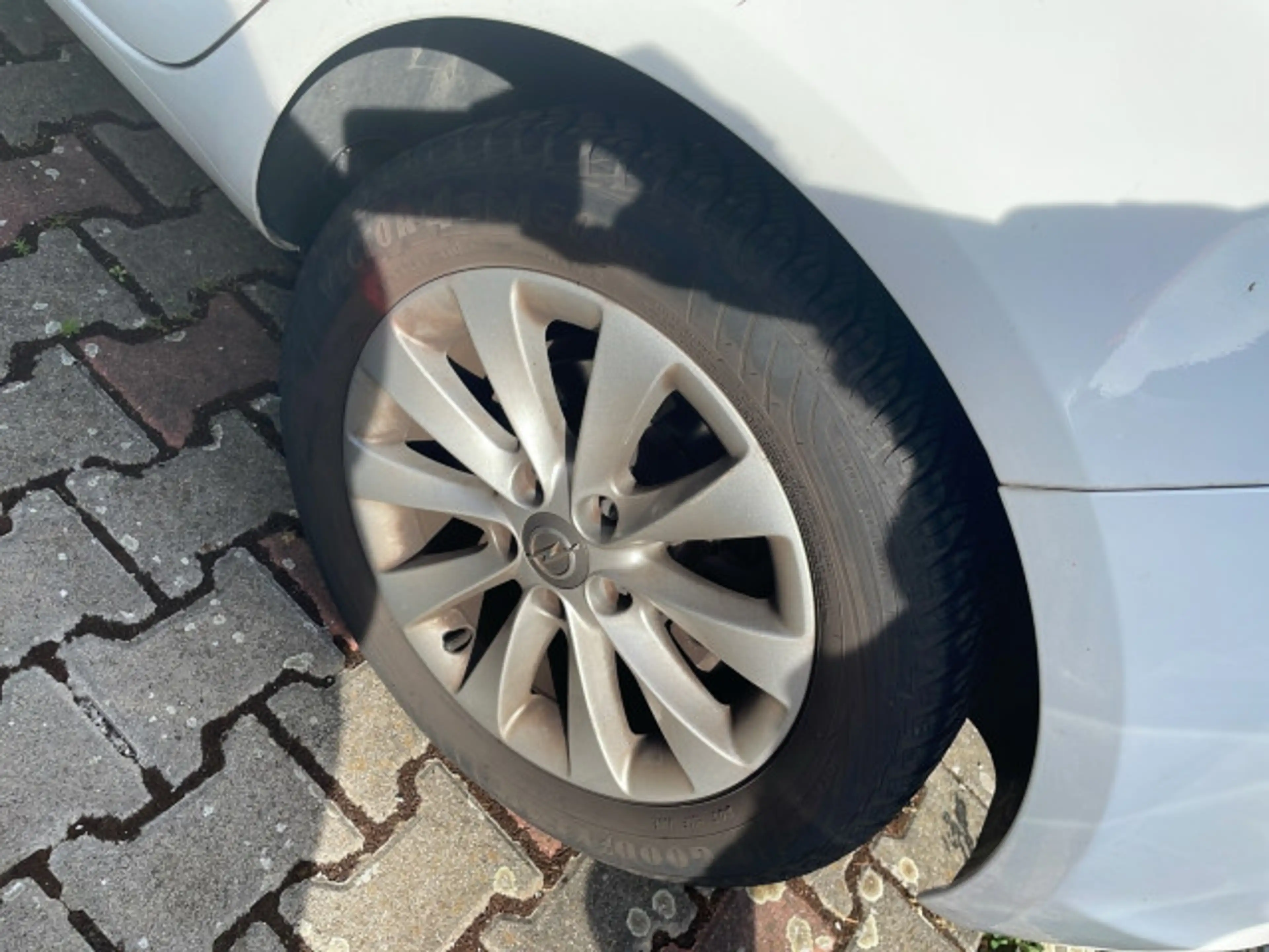 Opel Meriva Active 1.4 AUTOMATIK*AMBIENTE-LICHT*2xEINPARKHILFE*ALLWETTER*SHZ*MFK*1-HAND*TOP ZUSTAND*** — photo 8
