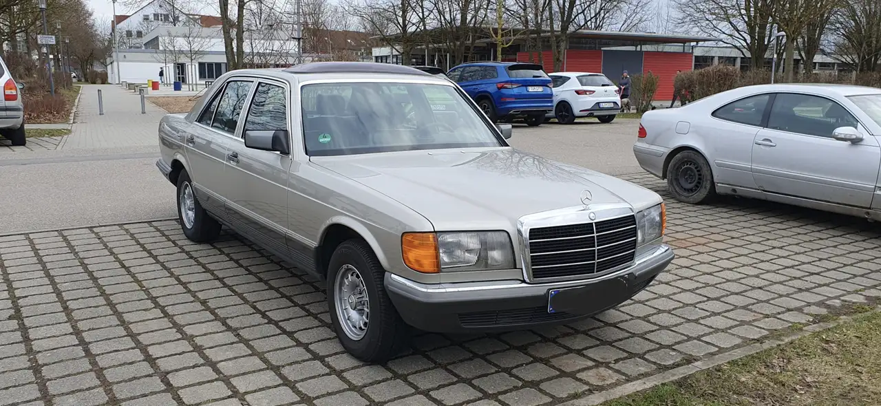 Mercedes-Benz 280SE, foto 1