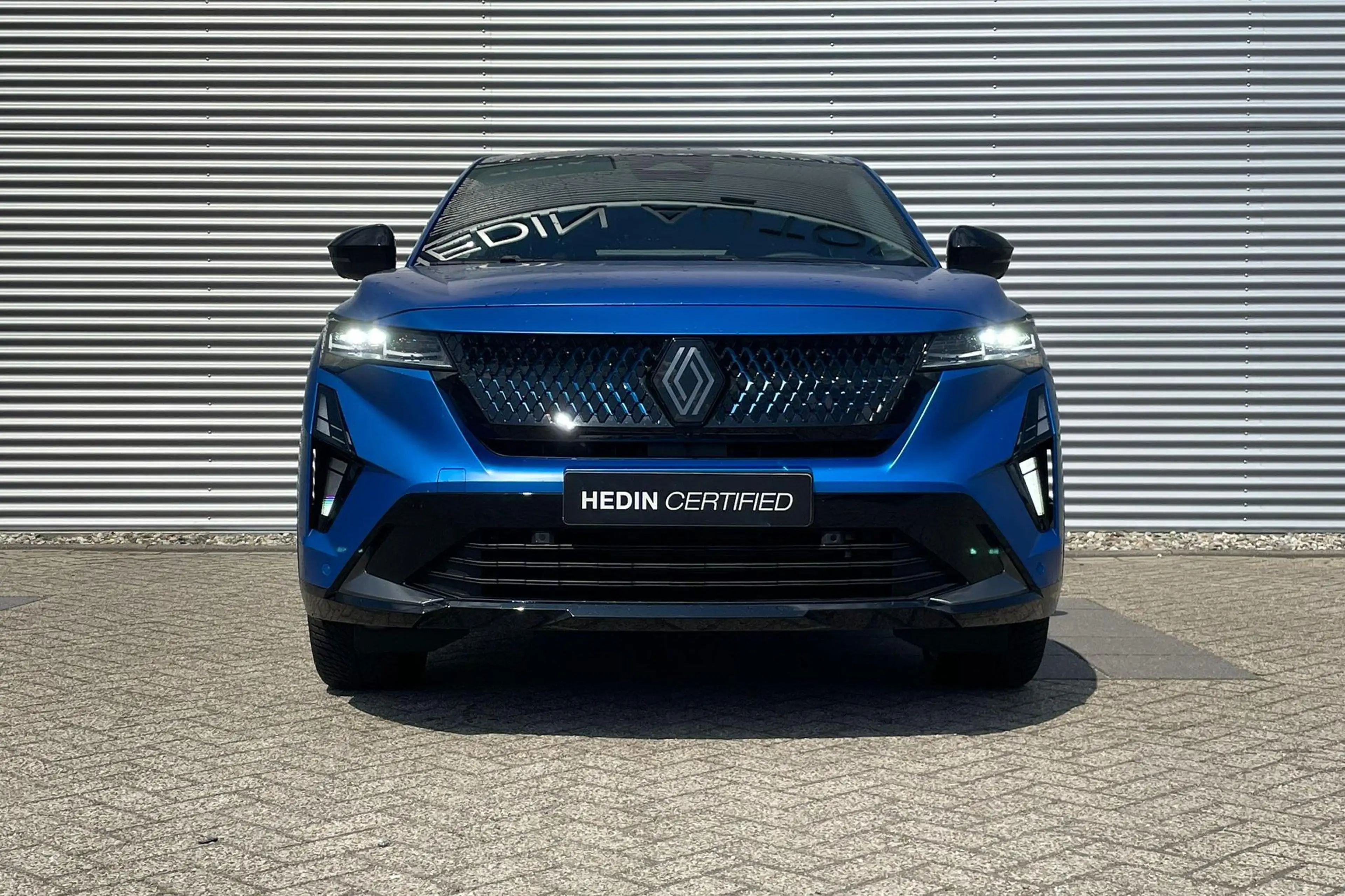 Renault Rafale E-Tech 4x4 plug-in hybrid 300 atelier Alpine — photo 6