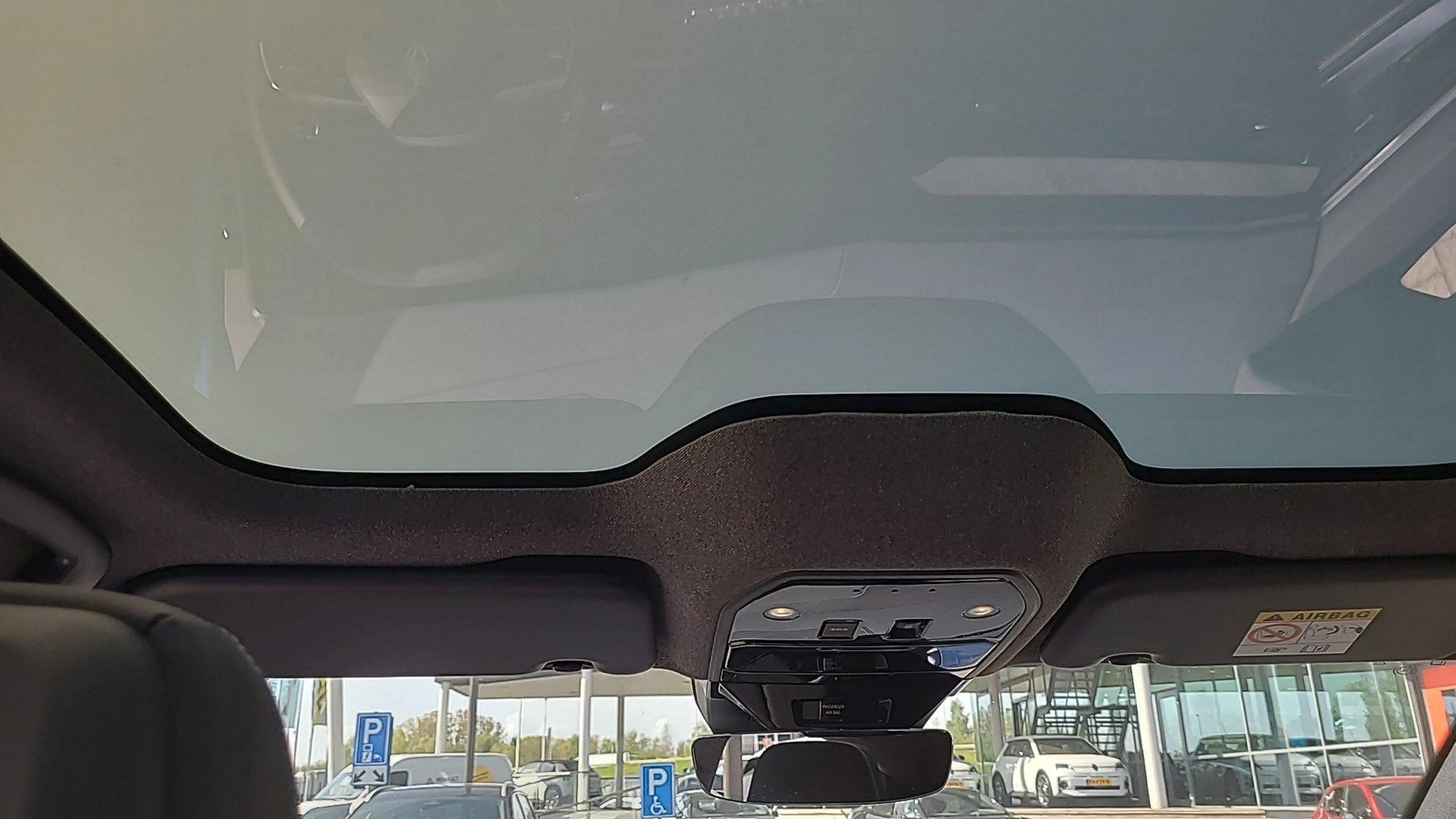 Renault Rafale E-Tech 4x4 plug-in hybrid 300 atelier Alpine — photo 15