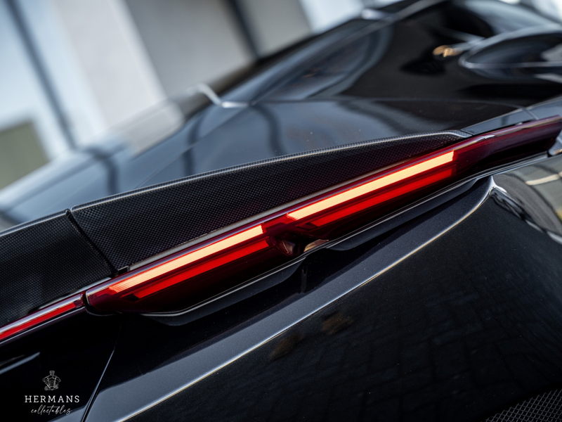 Ferrari 12 Cilindri 6.5 V12 / Full Carbon / Passenger / Lift / Pano / — photo 13