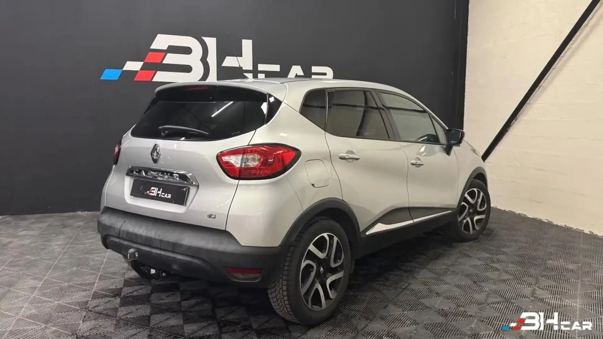 Renault Captur 1.5 DCI 110 ENERGY INTENS / Courroie & entretien O Grau - 2