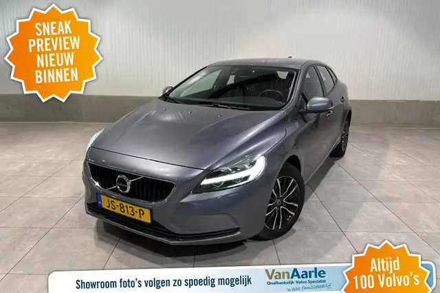 Volvo V40 T2 Aut. Momentum Facelift Navigatie Trekhaak Stoel