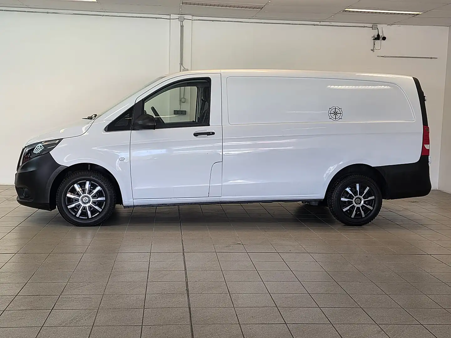 Mercedes-Benz Vito Vito 110 CDI extralang Weiß - 2