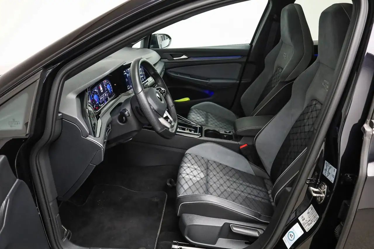 Volkswagen Golf VIII 2.0 TSI DSG 4MOTION R-LINE*BLACK-STYLE 10