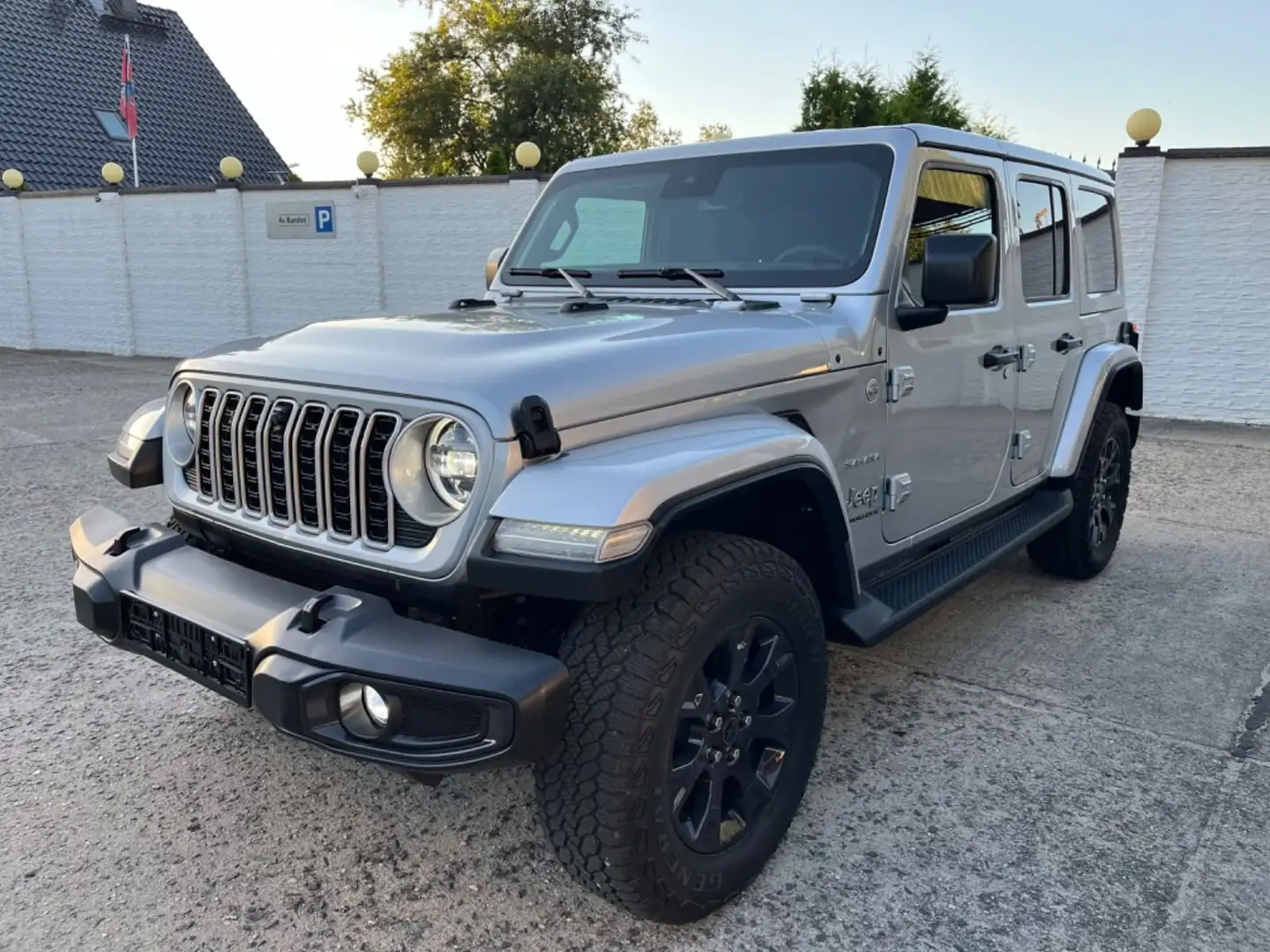 Jeep Wrangler Unlimited 2.0 turbo Sahara auto Unlimited Grigio - 2