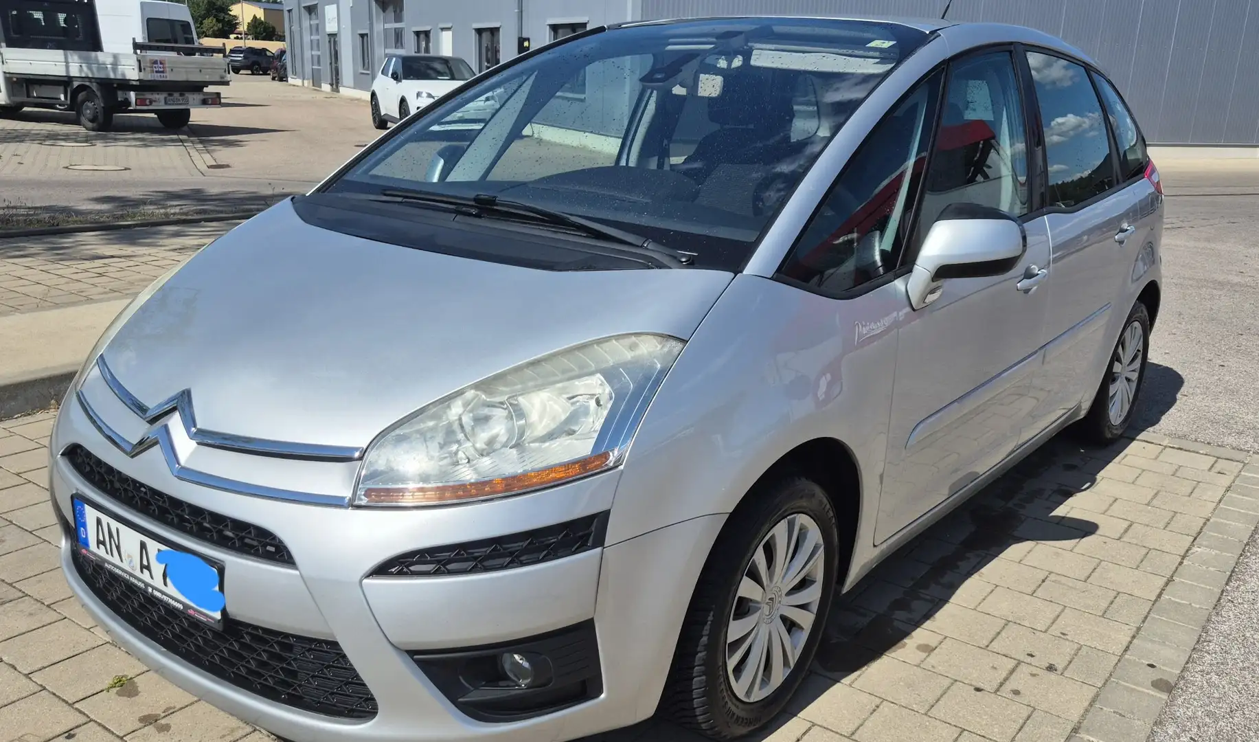 Citroen C4 Picasso Tendance Grau - 2