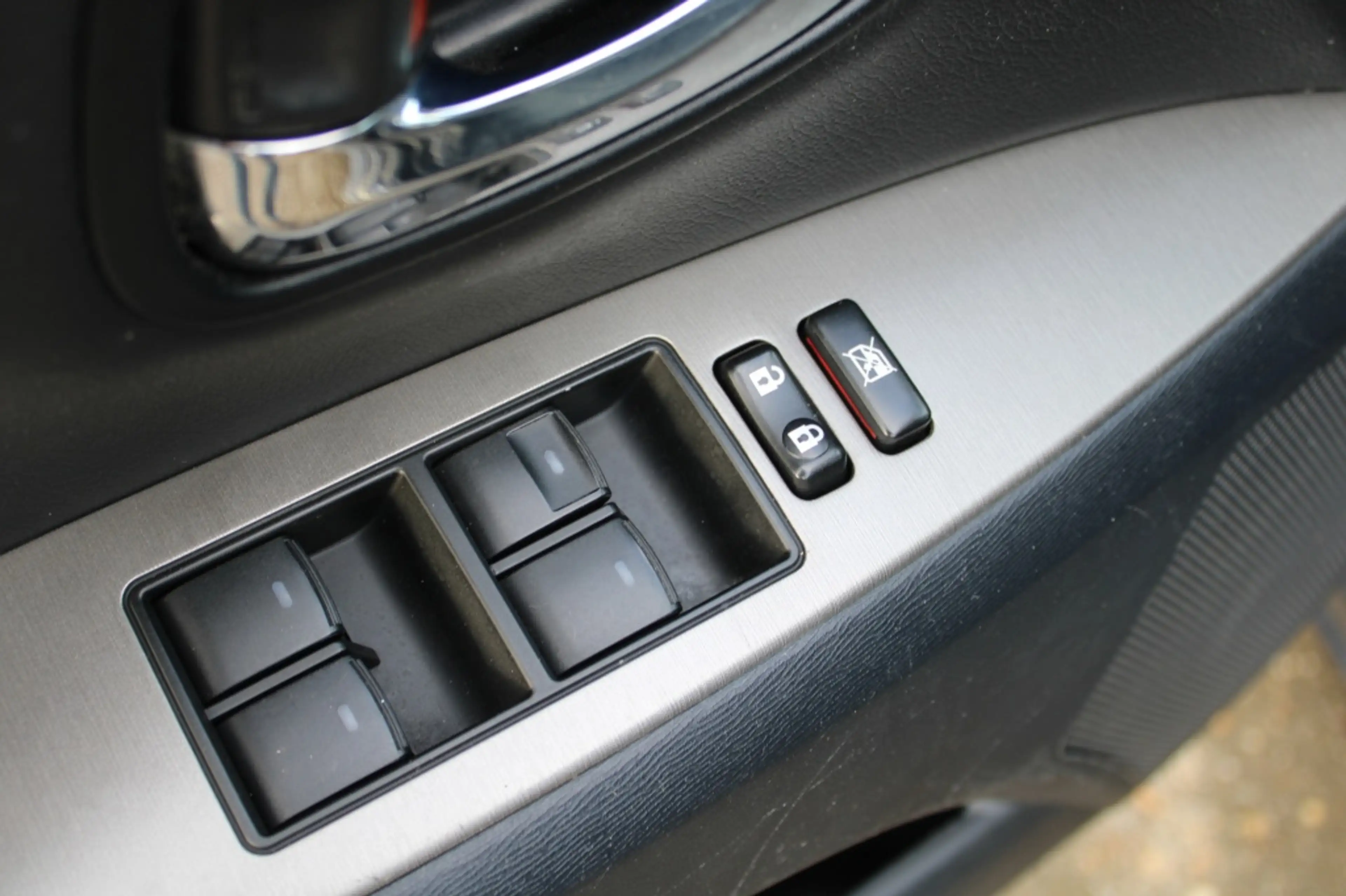 Toyota Avensis Wagon 2.0 VVTi Business — photo 18