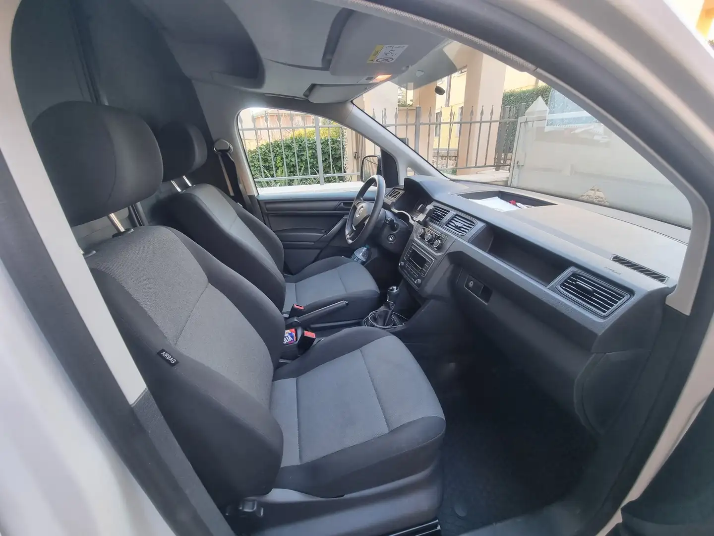 Volkswagen Caddy Business - 2