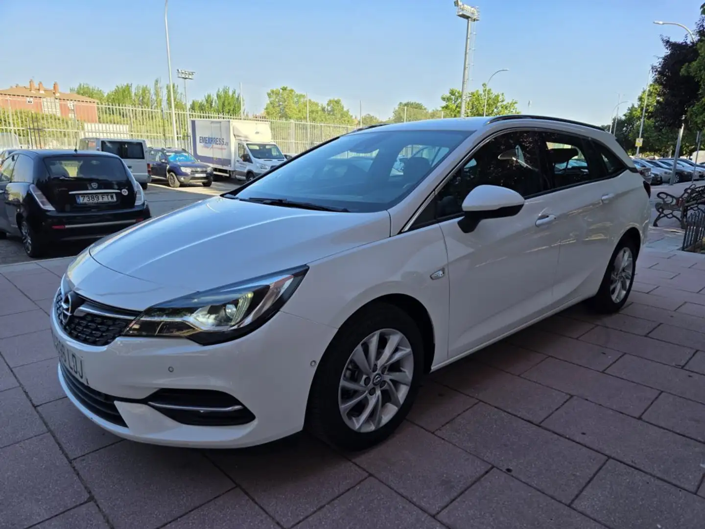 Opel Astra ST 1.5D S/S Ultimate 122 Blanco - 1