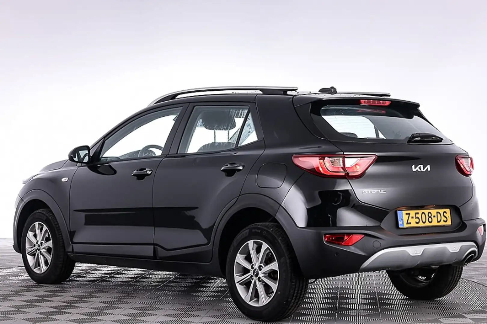 Kia Stonic 1.0 T-GDi MHEV DynamicLine ✅ 1e Eigenaar Schwarz - 2