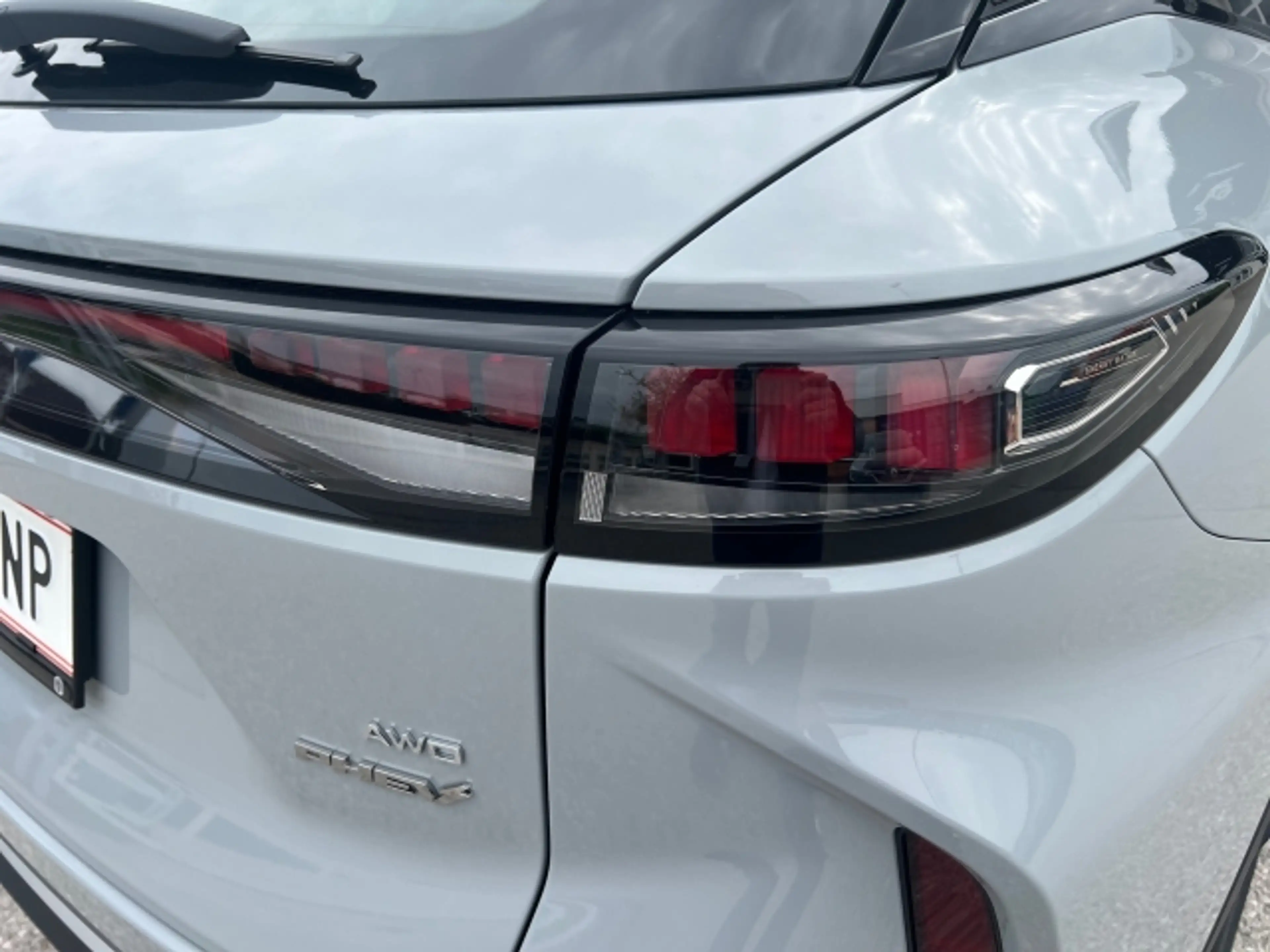 Omoda 9 Omoda 9 Plug-In Hybrid mit SHS und Allrad — photo 13