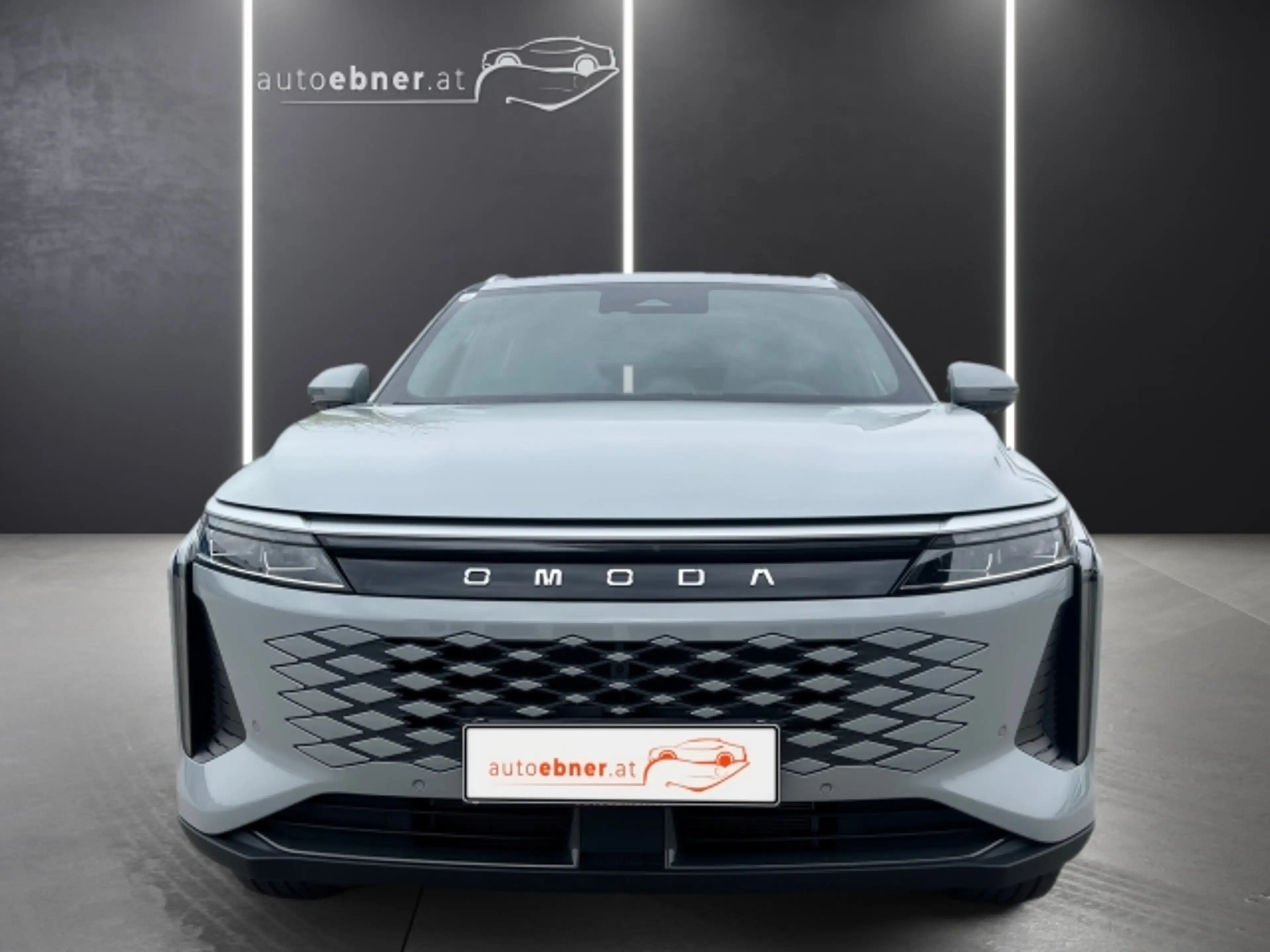 Omoda 9 Omoda 9 Plug-In Hybrid mit SHS und Allrad — photo 2
