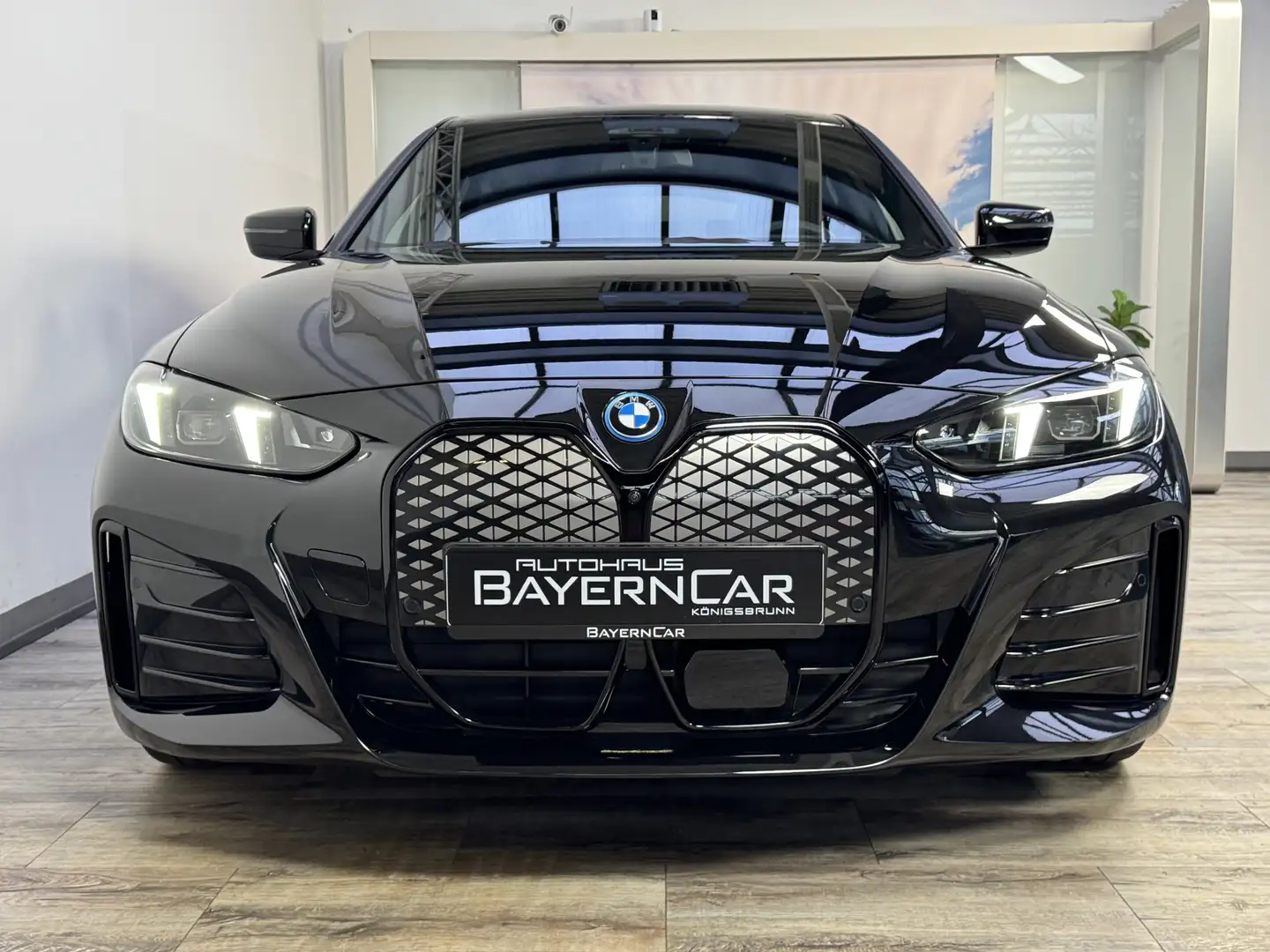 BMW i4 xDrive40 M Sport Pro ACC 360° AHK CockpitProf Schwarz - 2