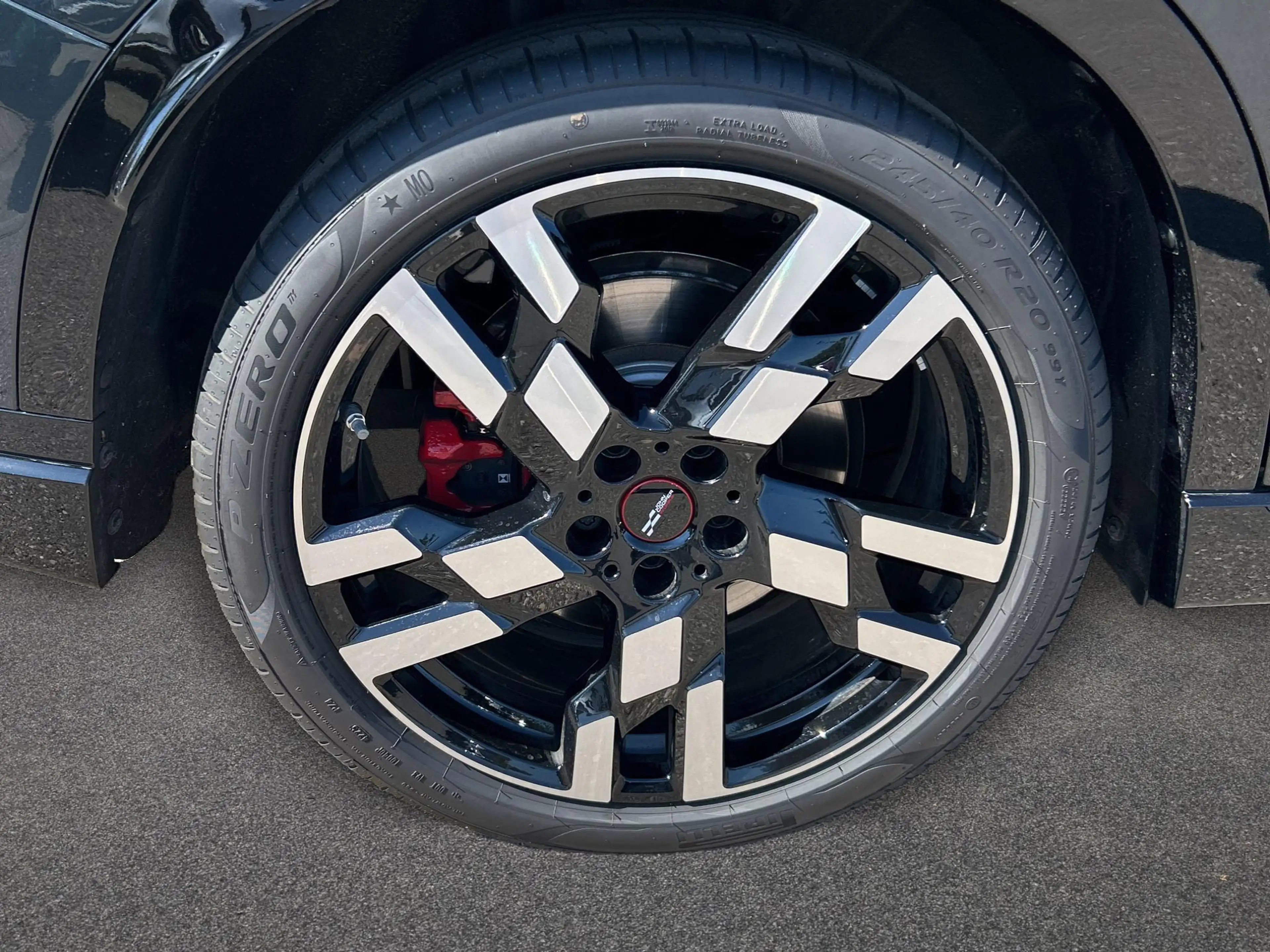 MINI JCW Countryman All4 John Cooper Works Trim — photo 10