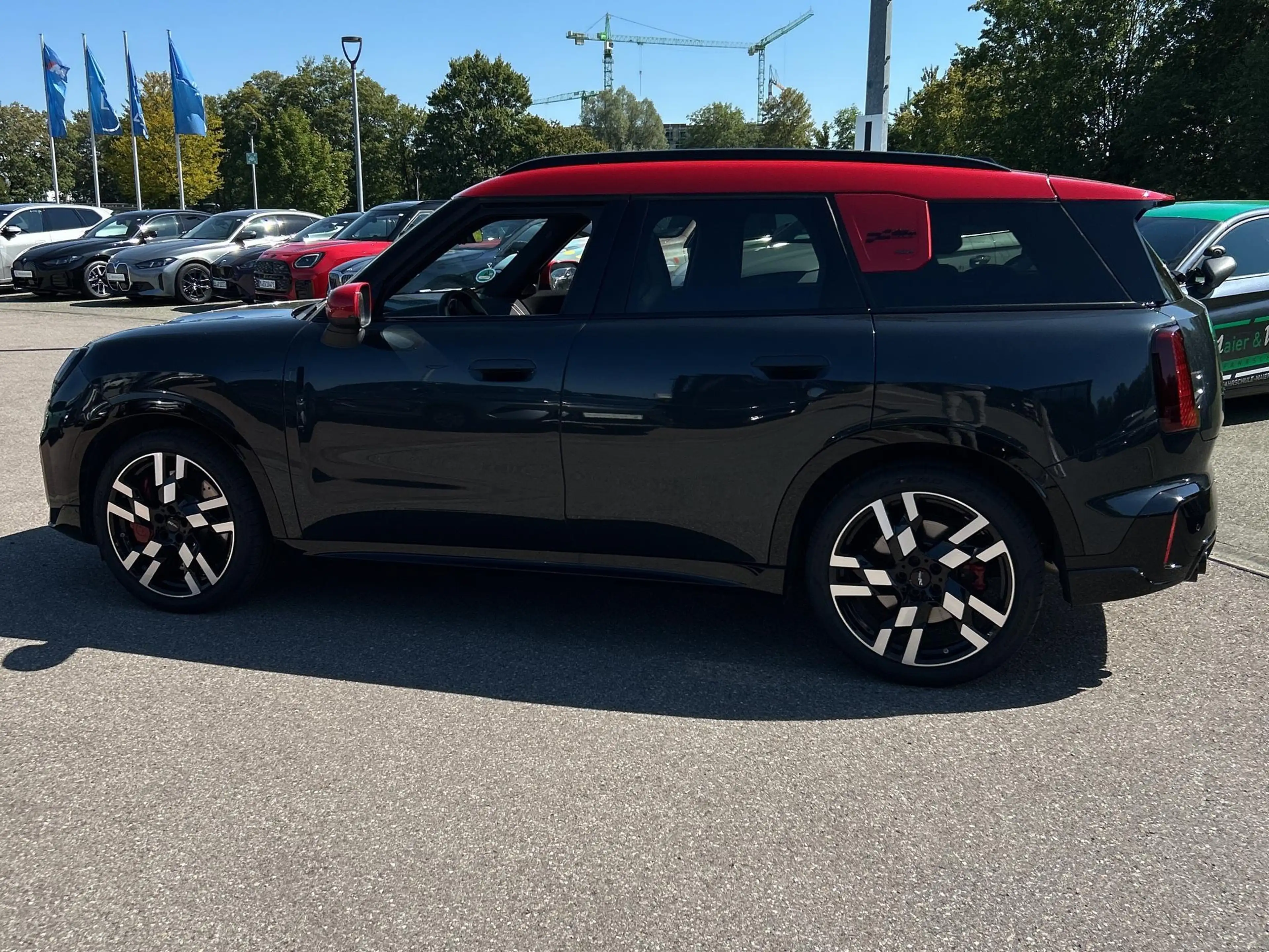 MINI JCW Countryman All4 John Cooper Works Trim — photo 15