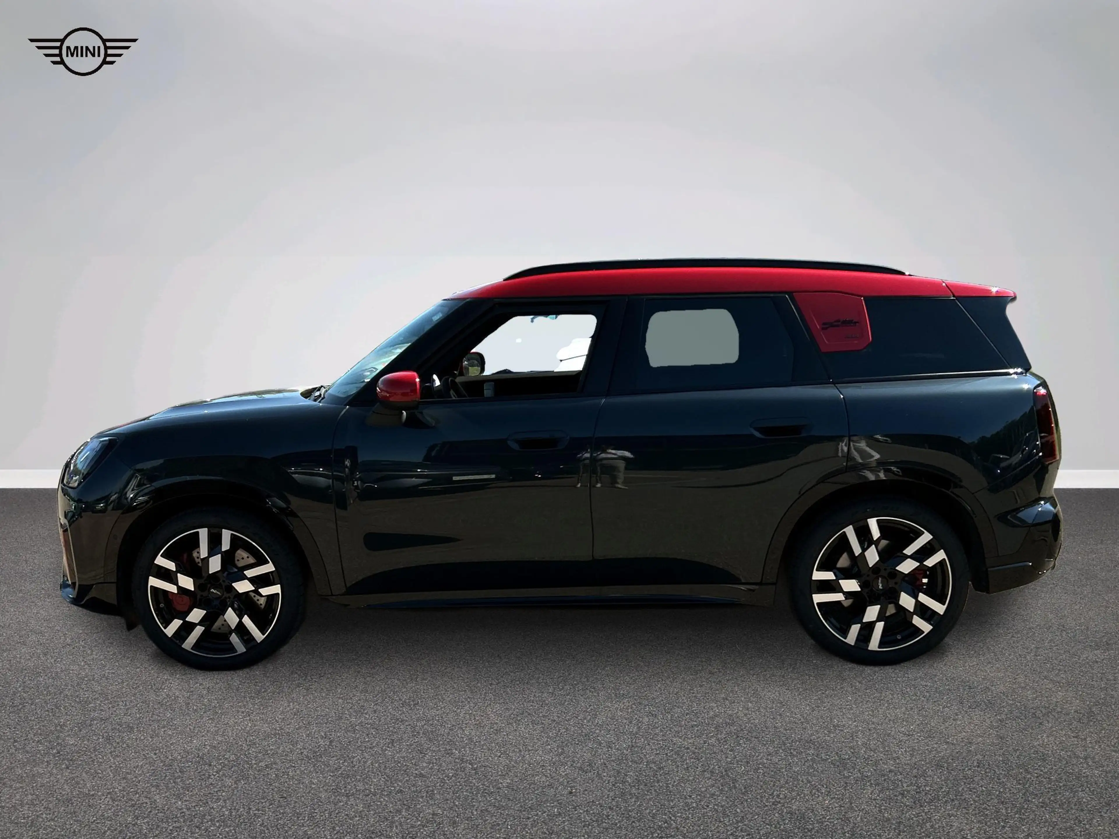 MINI JCW Countryman All4 John Cooper Works Trim — photo 3