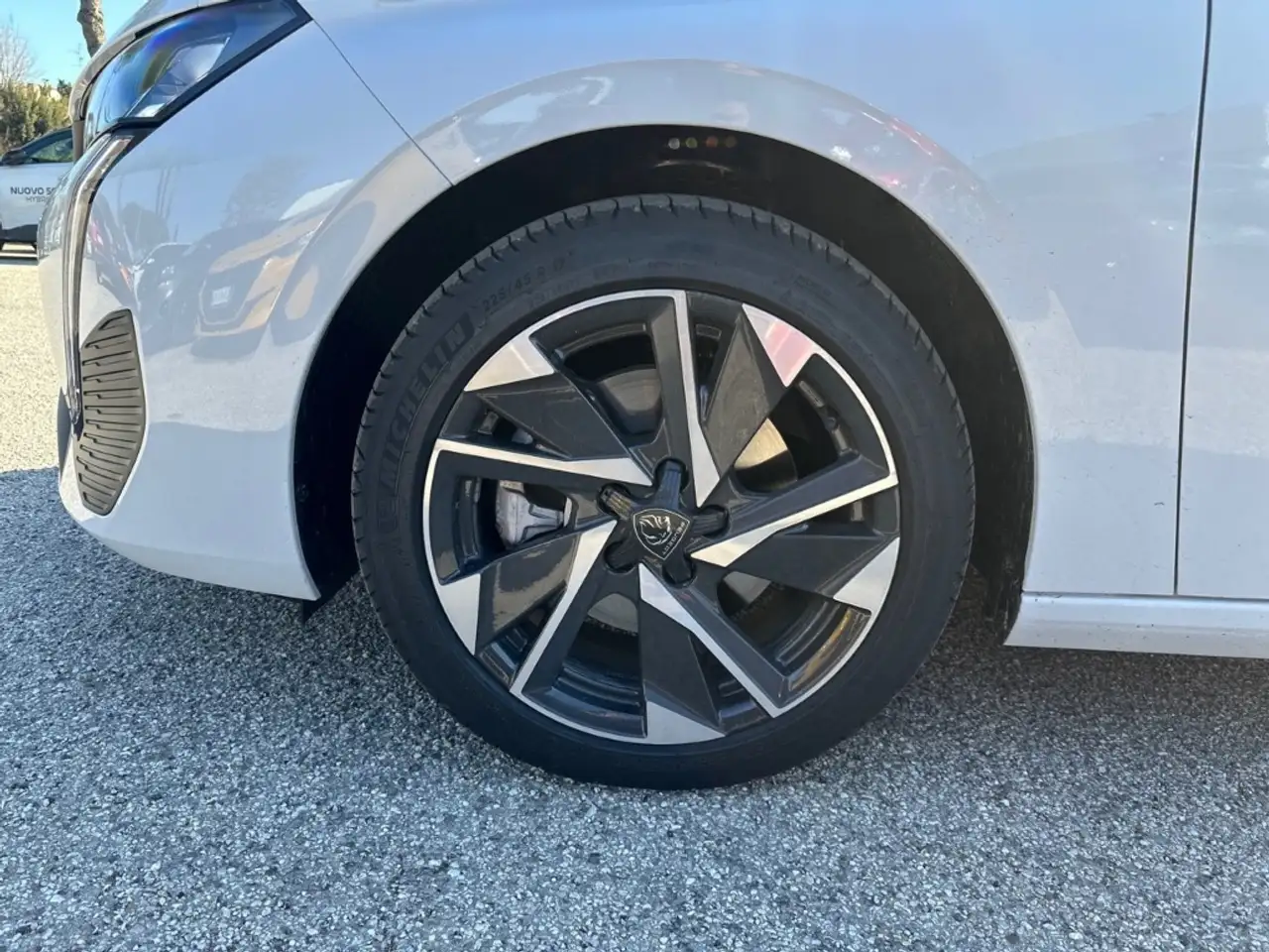 Peugeot 308 SW - Hybrid 136 e-DCS6 Allure 16