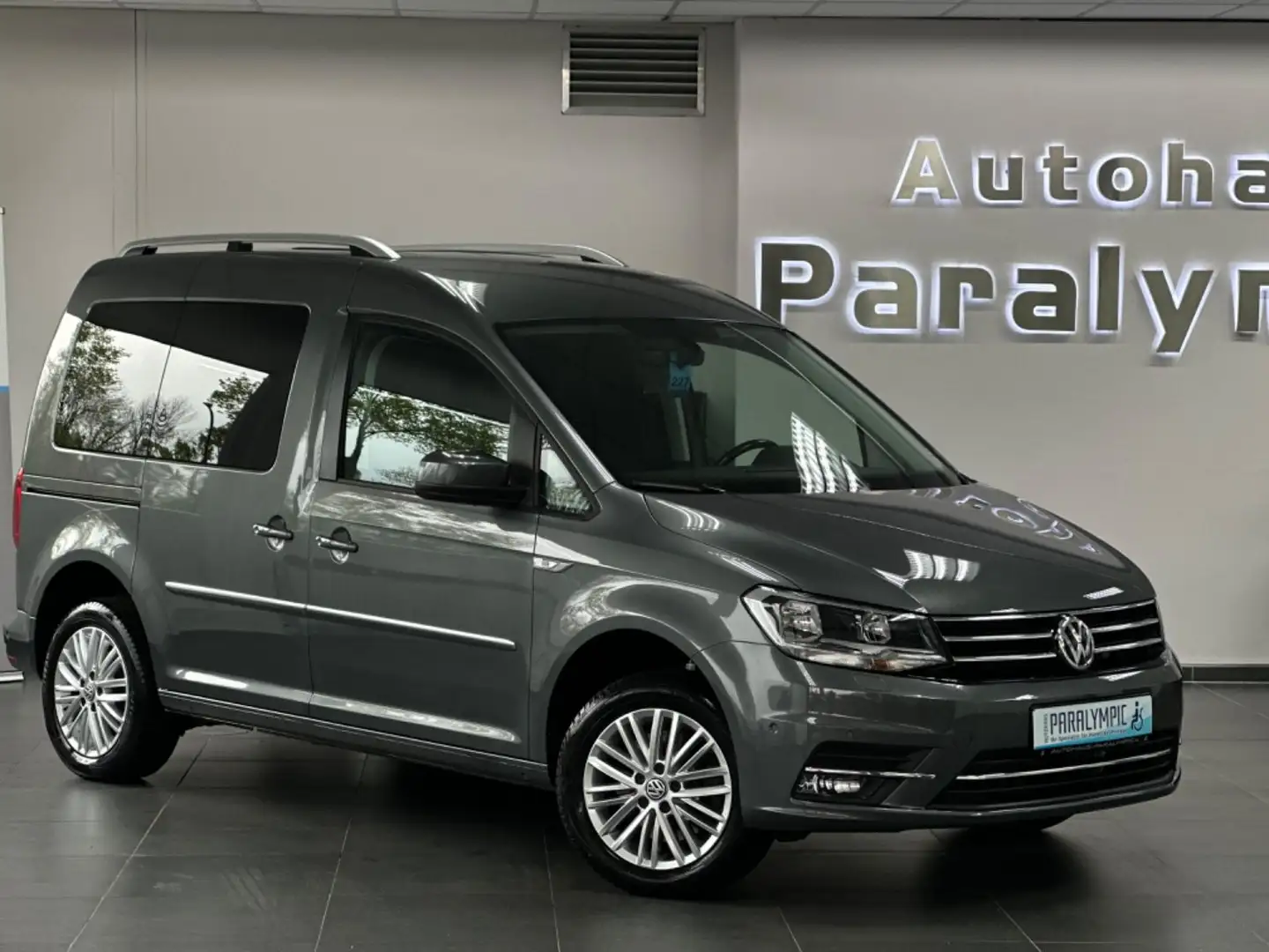 Volkswagen Caddy Highline 1.4 TSI Behindertengerecht-Rampe Grau - 2
