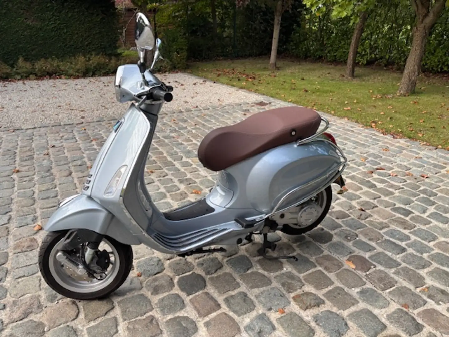 Piaggio Primavera Gris - 1